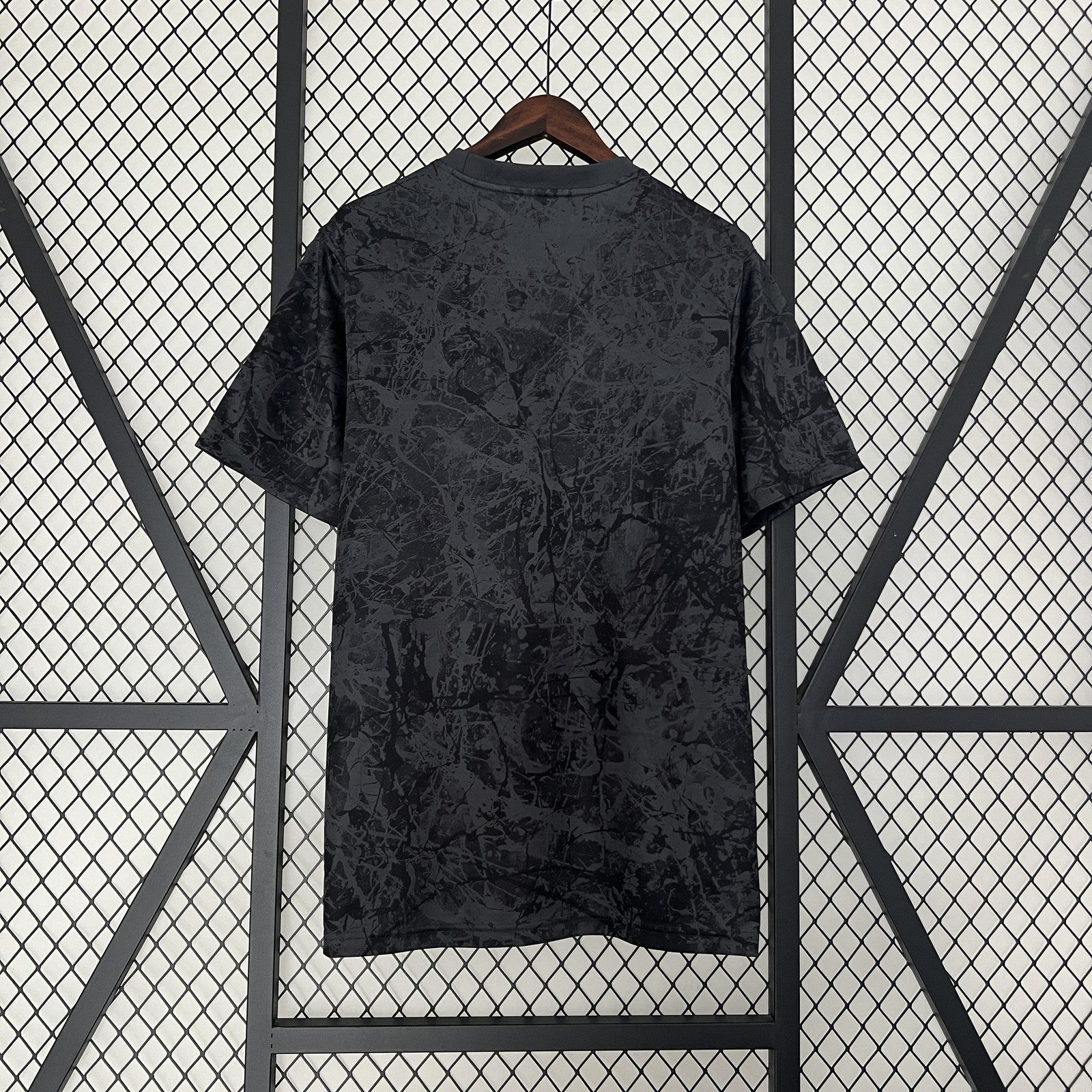 24 25 M U Special Edition 2