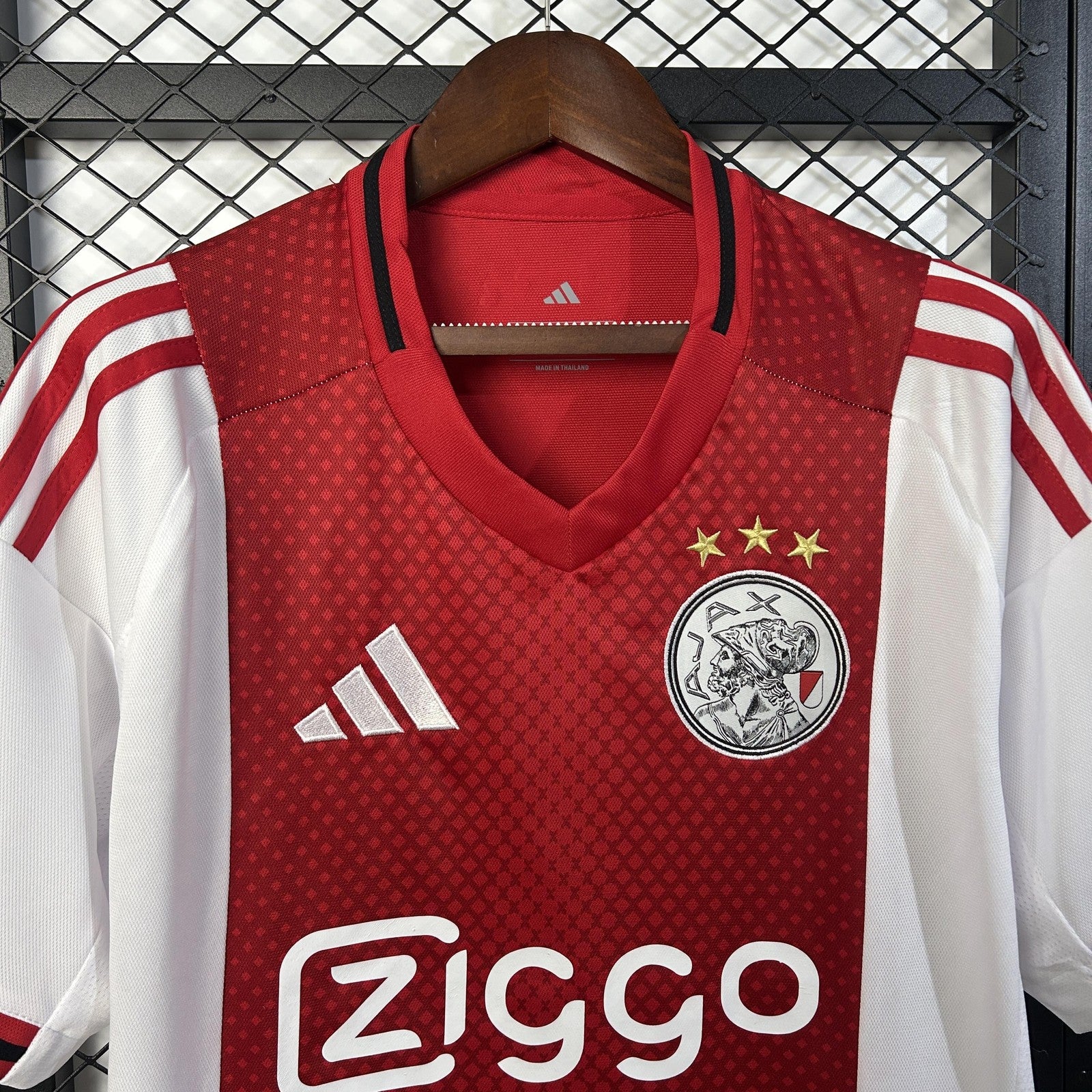 25 26 Ajax Home