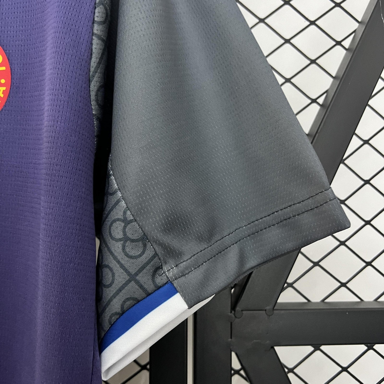 24 25 Spanish Special Edition