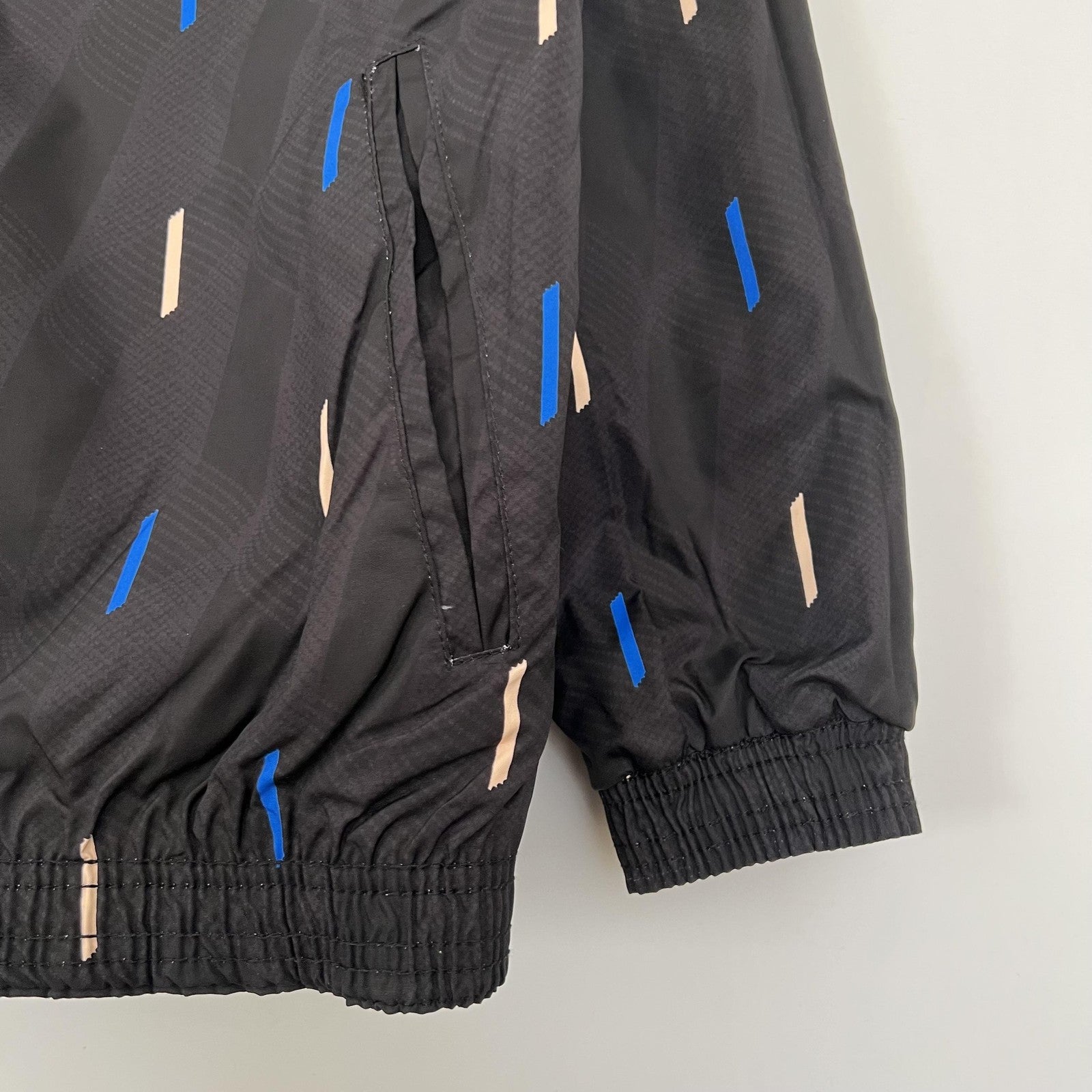 23 24 M U Trench Coat Reversible 3