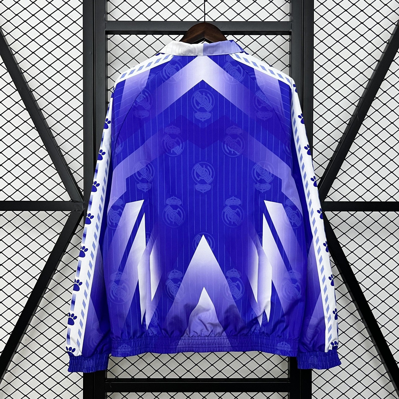 24 25 Real Madrid Trench Coat Reversible