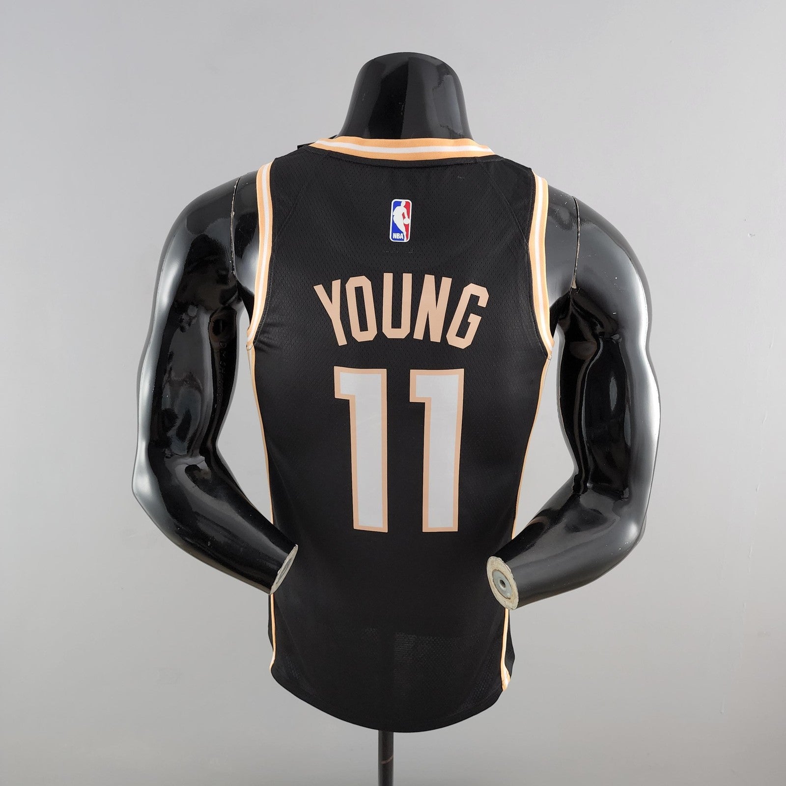 Atlanta Hawks Young #11 Limited Black Nba Jersey