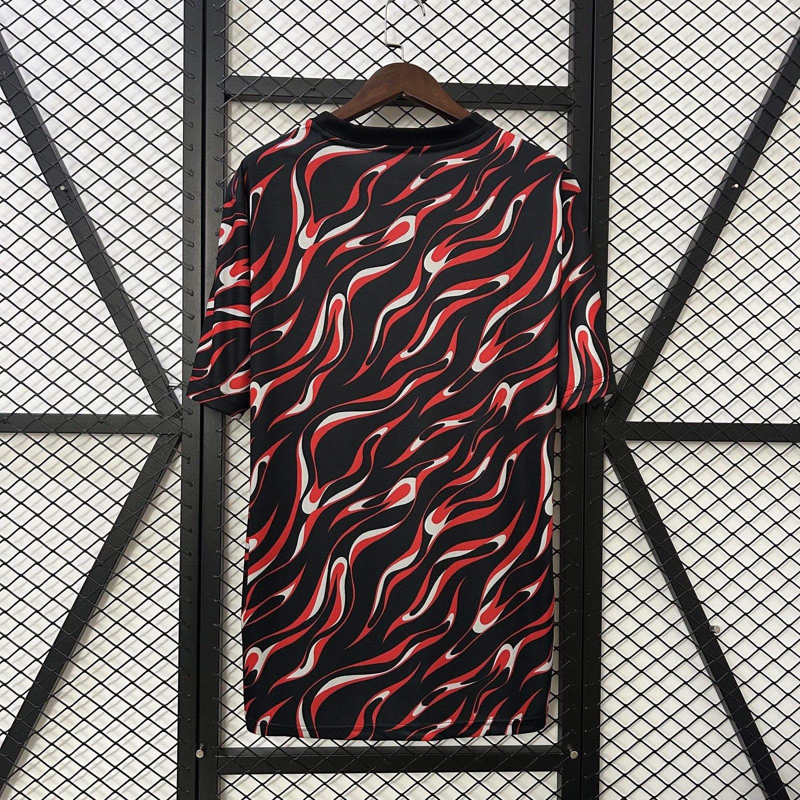 25 26 M U Special Edition