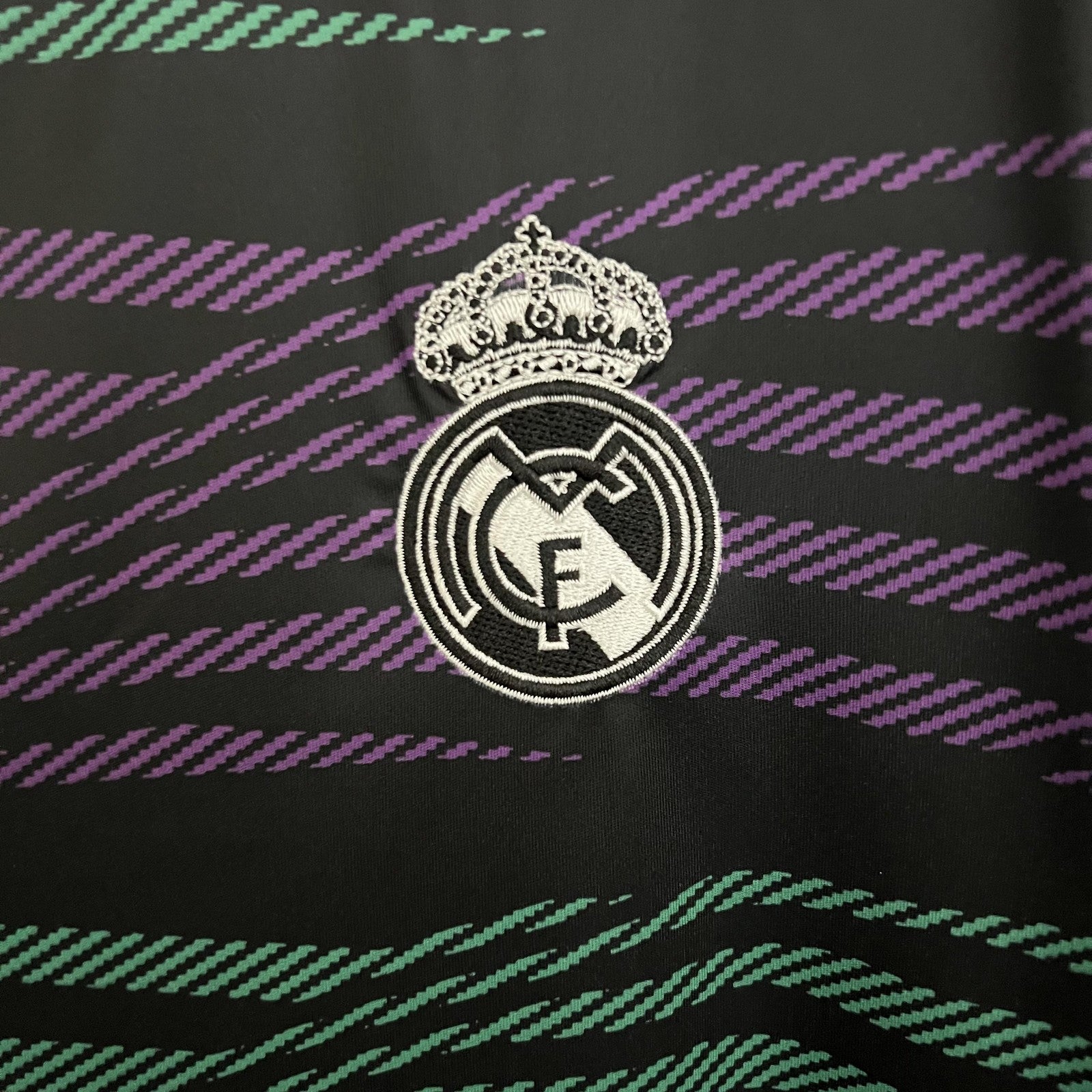 23 24 Real Madrid Training Suit