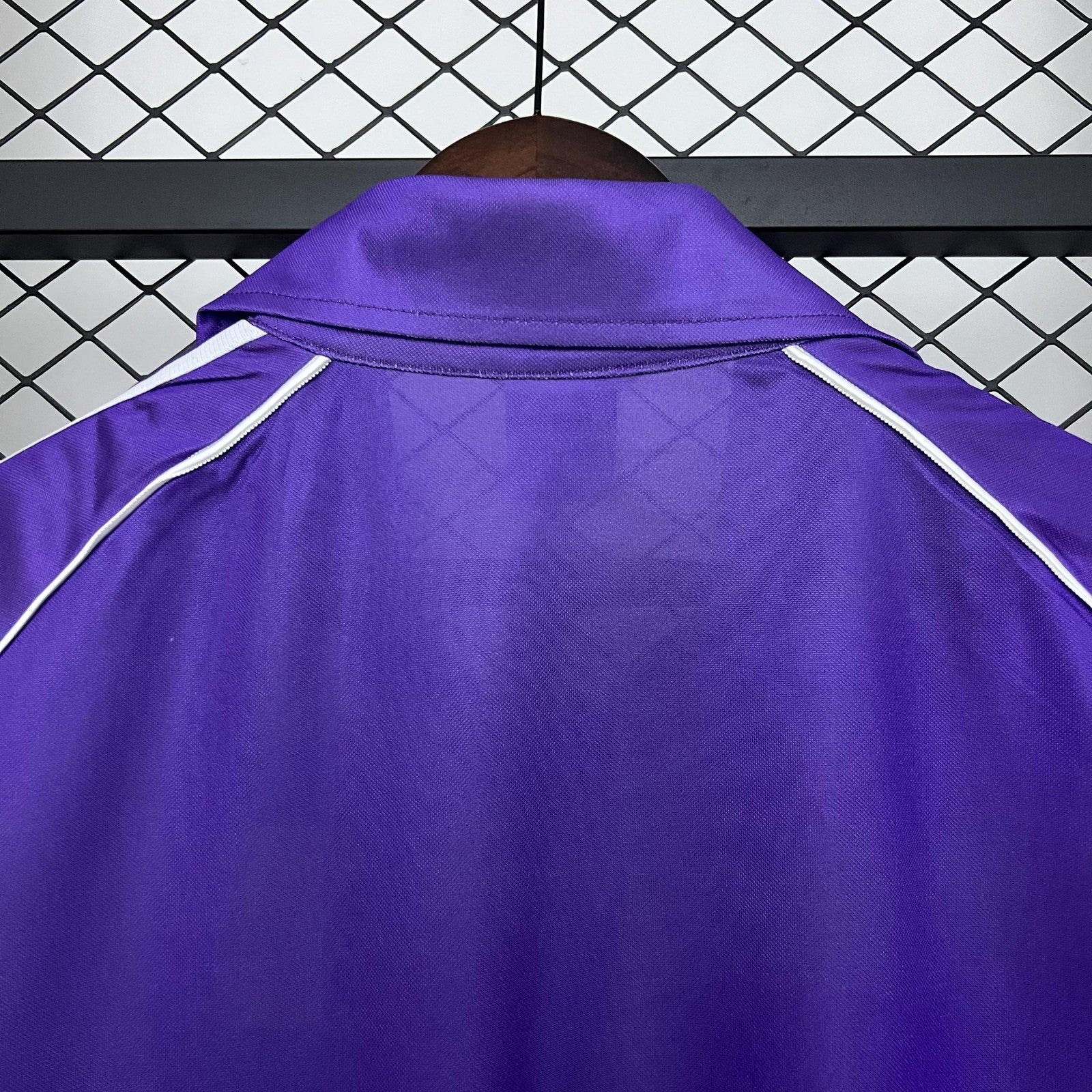 Retro Real Madrid 84 85 Away