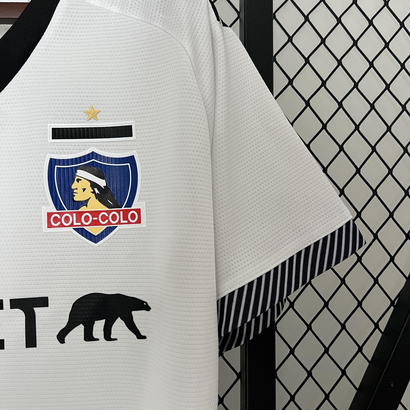 24 25 Women Colo Colo Home