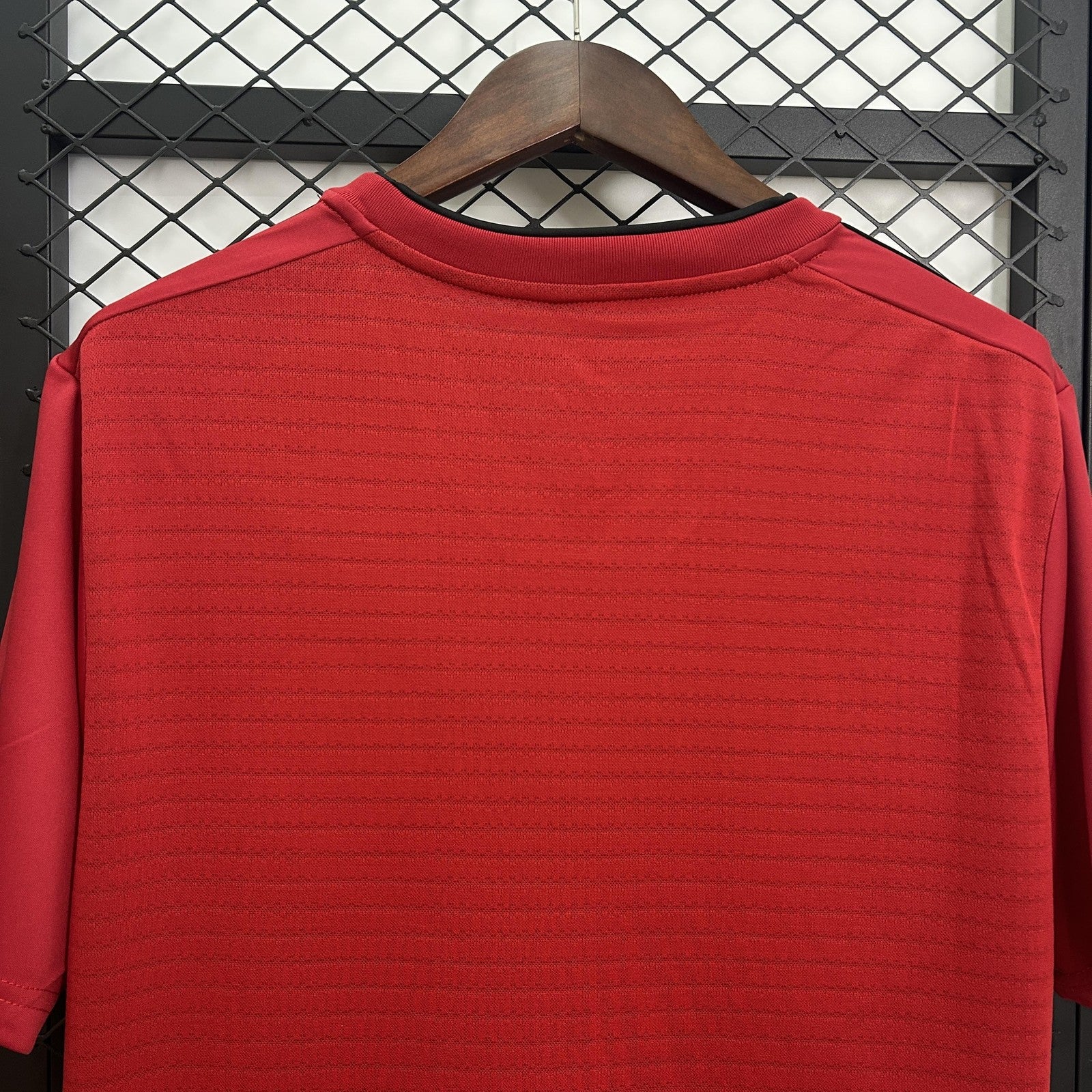 Retro 18 19 M U Home