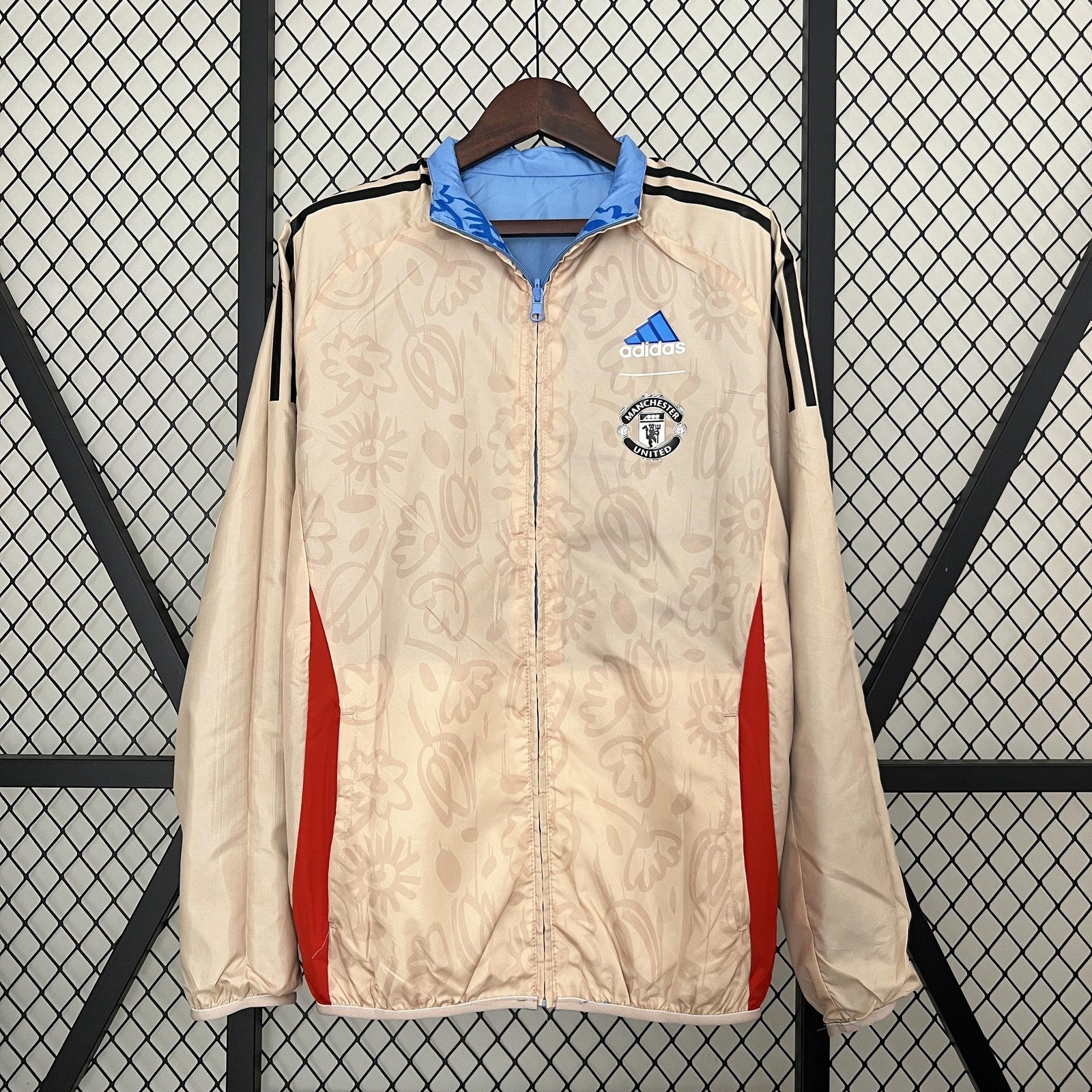 24 25 M U Trench Coat Reversible