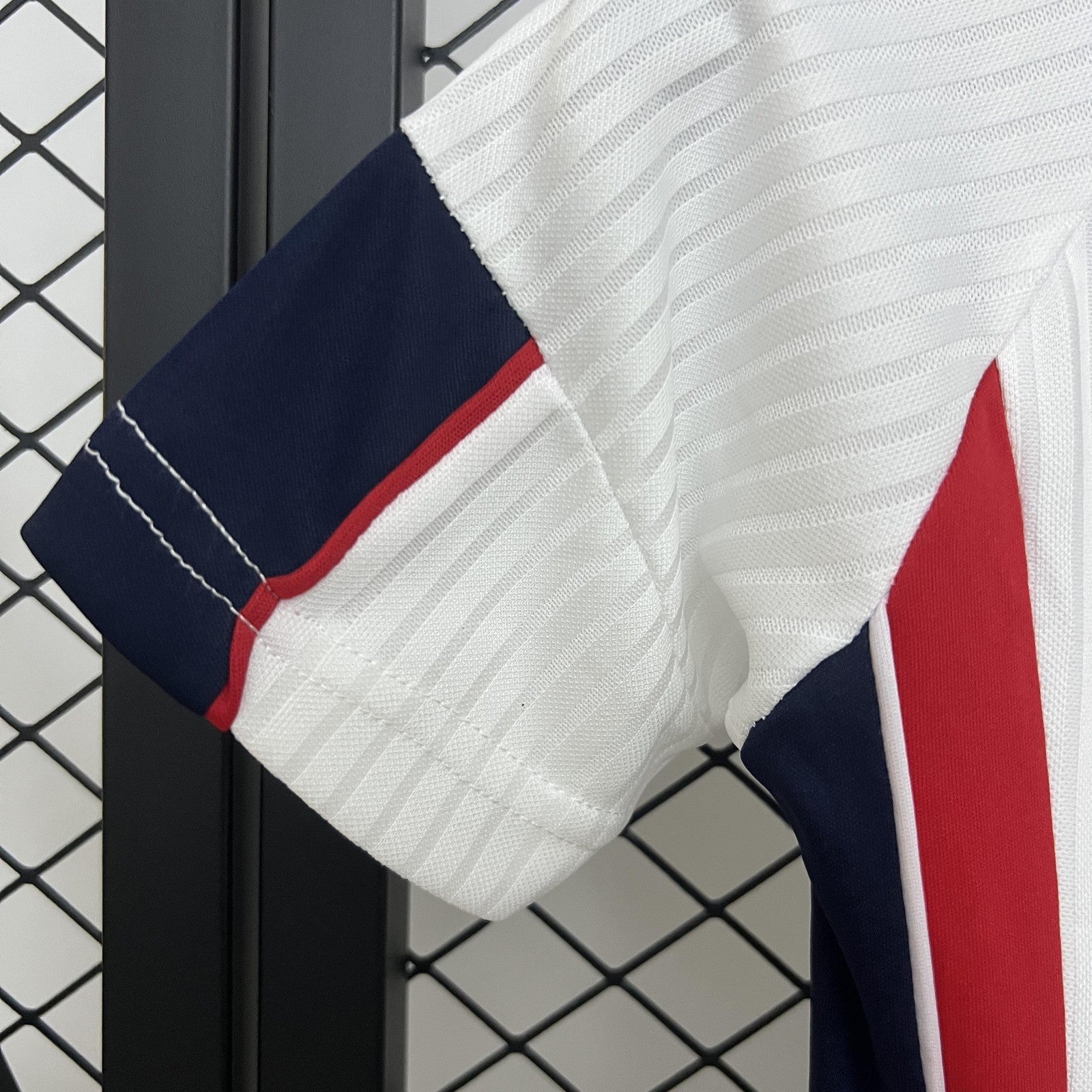 Kids England 1998 Home