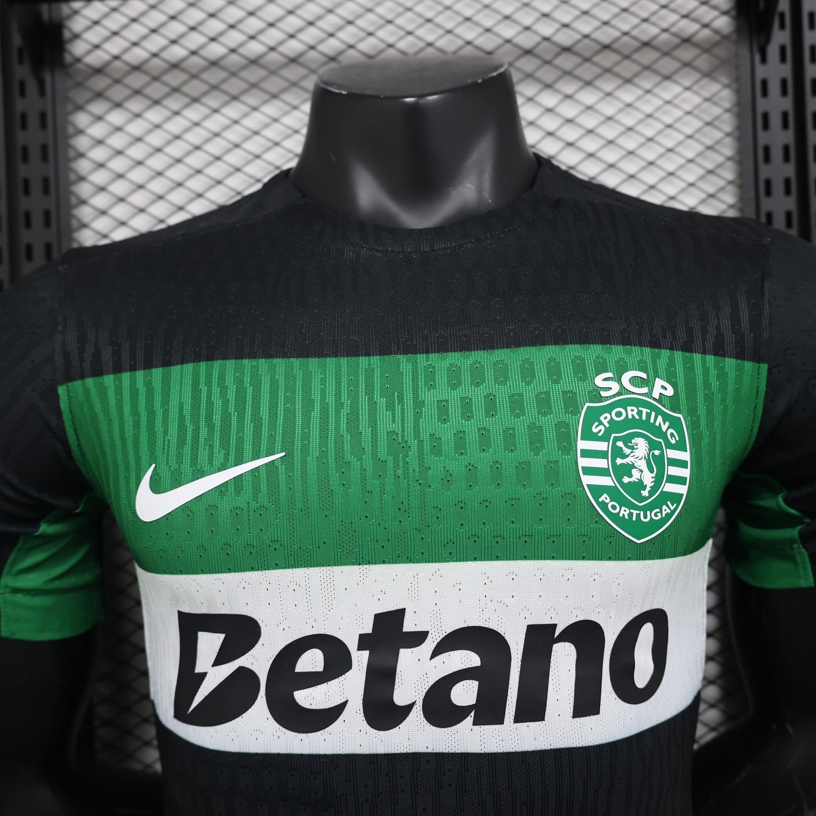 24 25 Player Sporting Lisbon Home