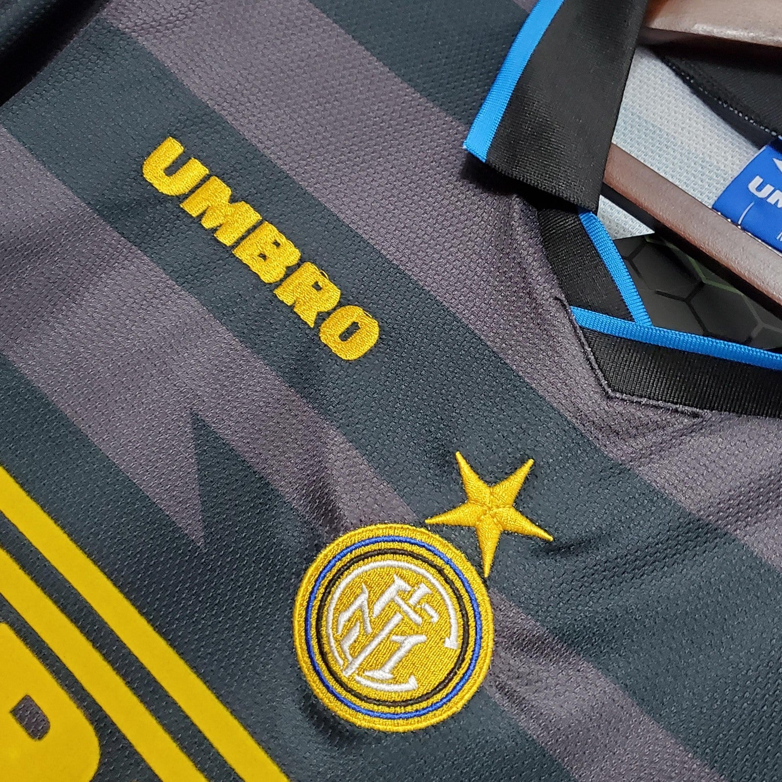Retro 97 98 Inter Milan Away