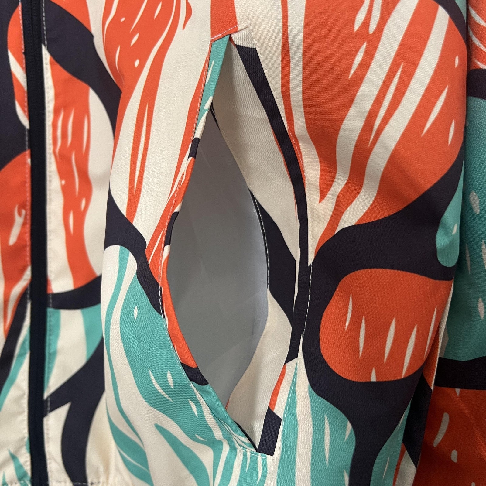 24 25 Arsenal Trench Coat Reversible 2