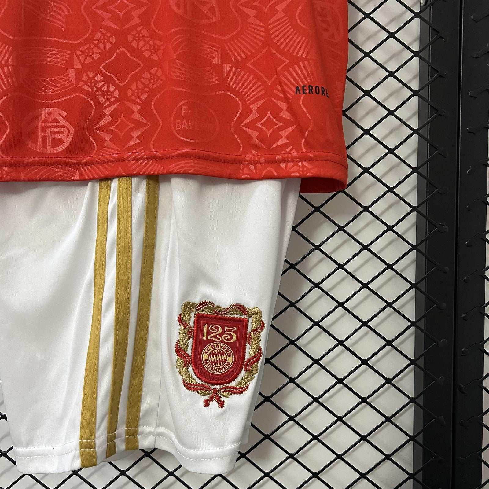 25 26 Kids Bayern Munich 125th Anniversary Jersey