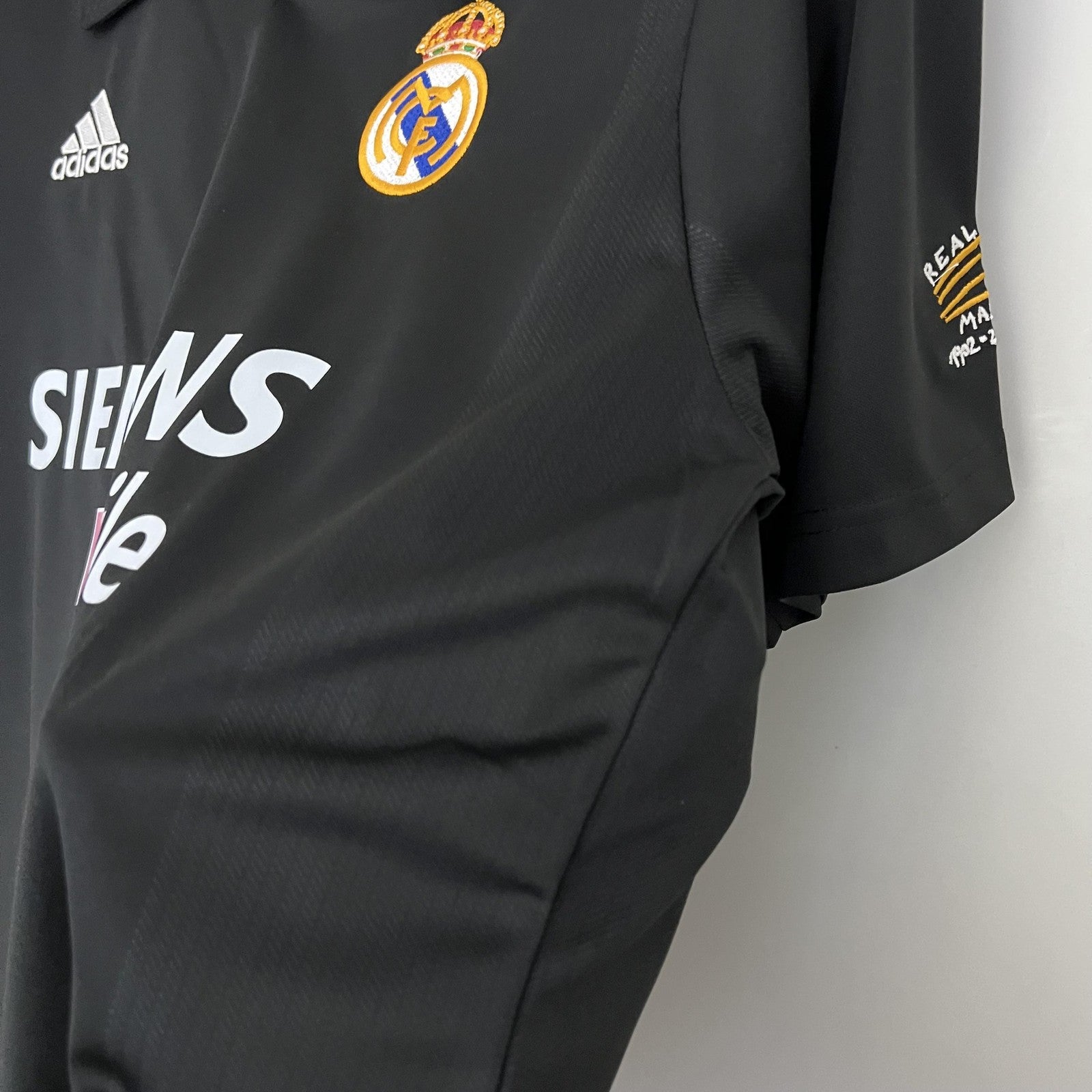 Retro Real Madrid 02 03 Away
