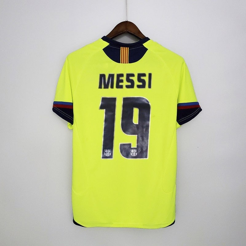 Retro Barcelona 05 06 Away