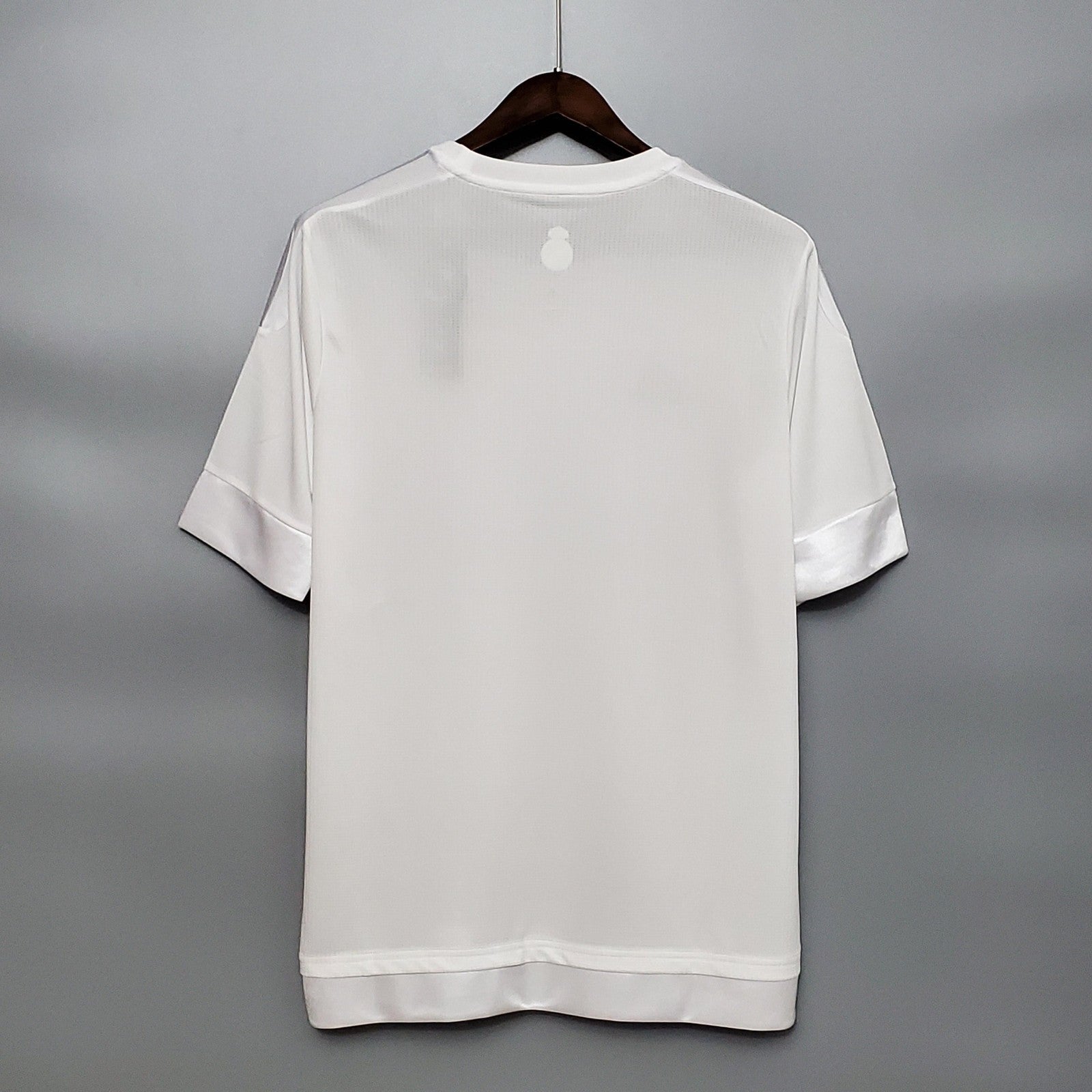 Retro Real Madrid 15 16 Home