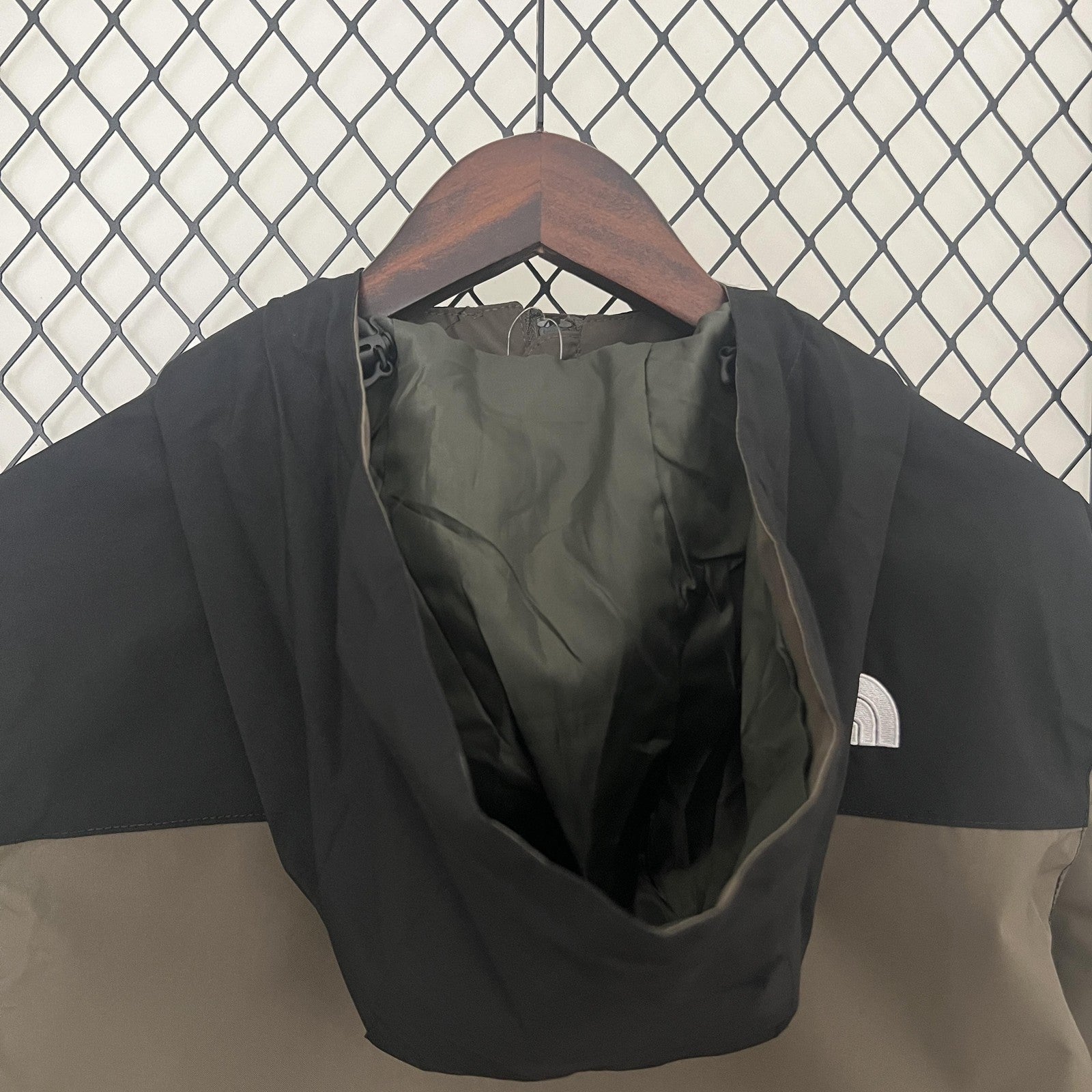 2024 New Windbreaker