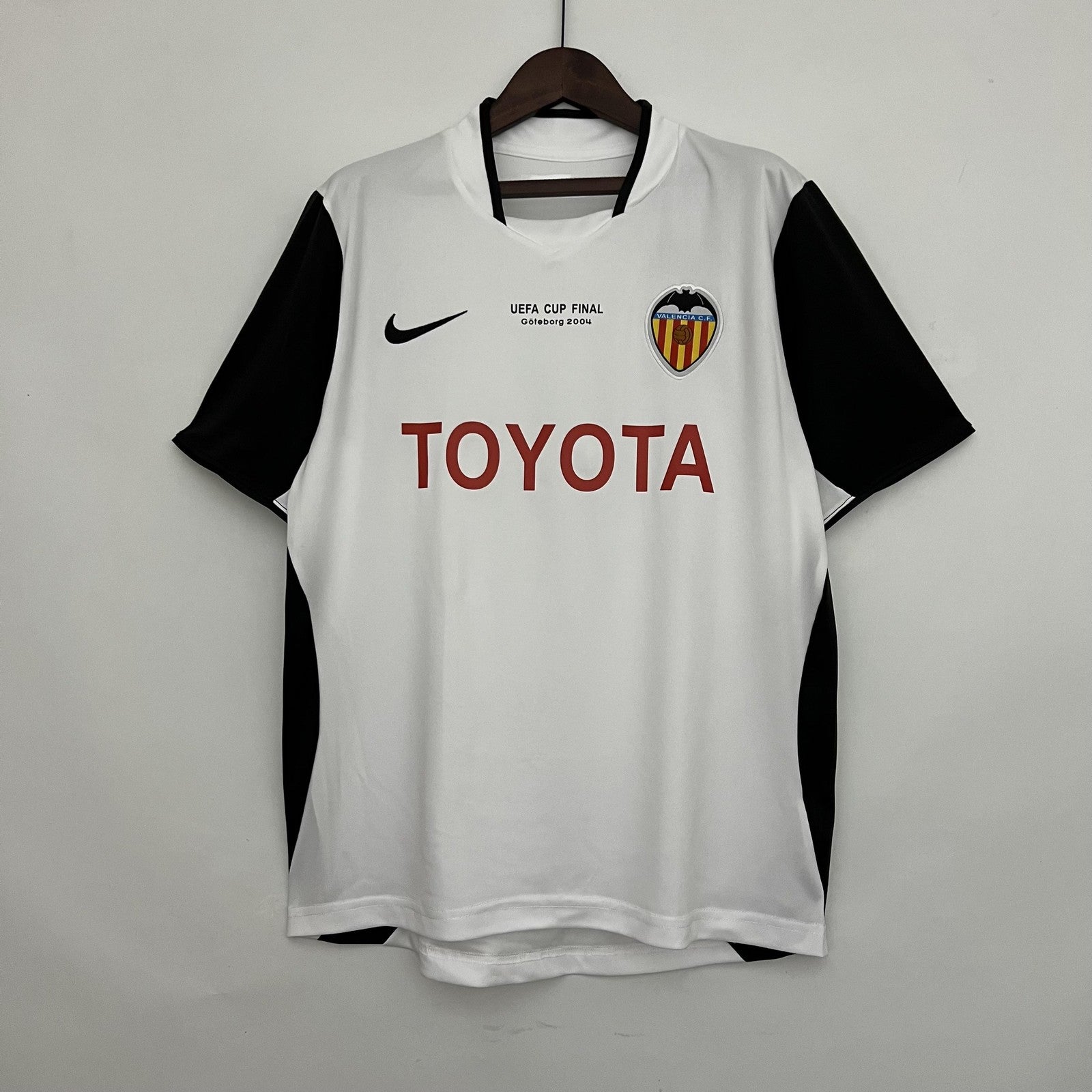 Retro Valencia 03 04 Home