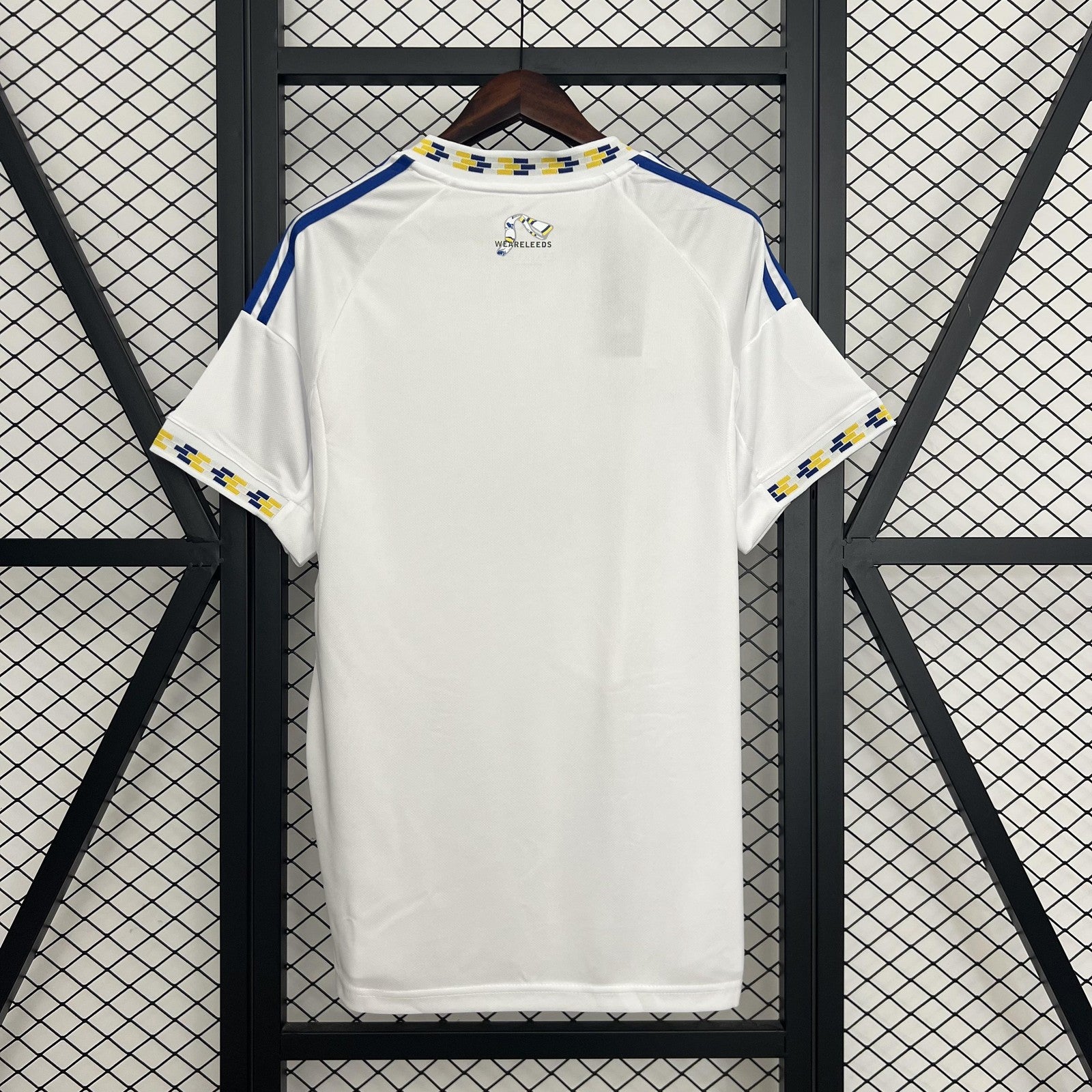 25 26 Leeds United Home 2