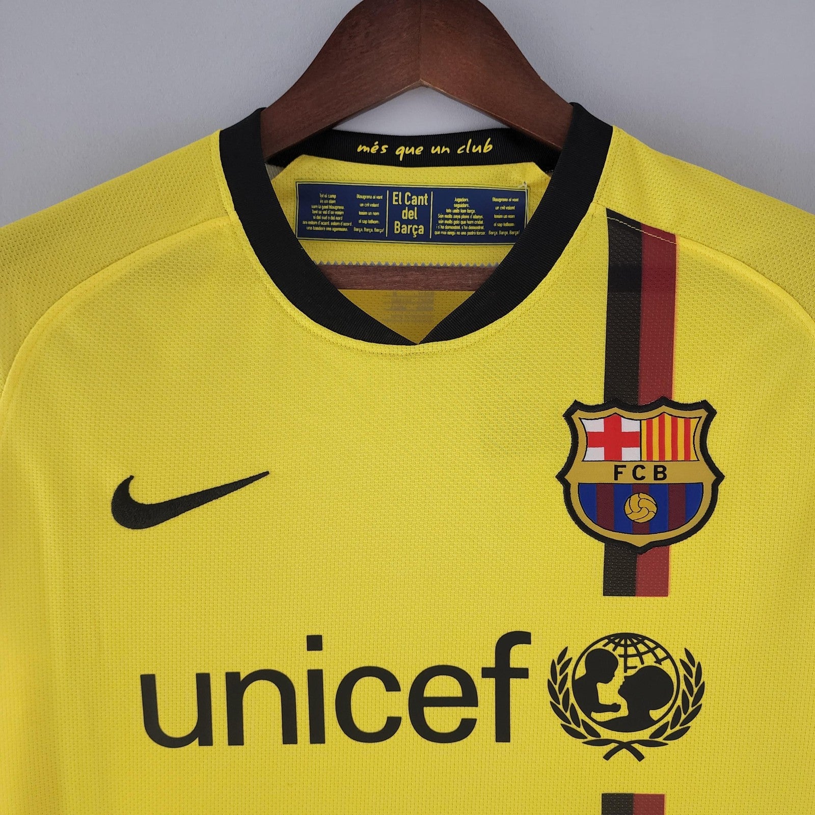 Retro Long Sleeve Barcelona 08 09 Away