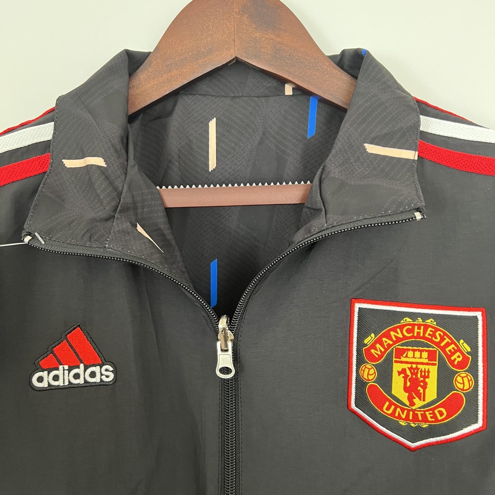 23 24 M U Trench Coat Reversible 3