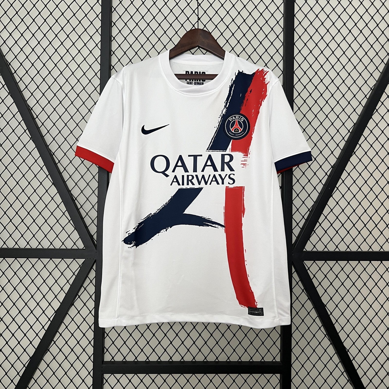 24 25 Psg Away