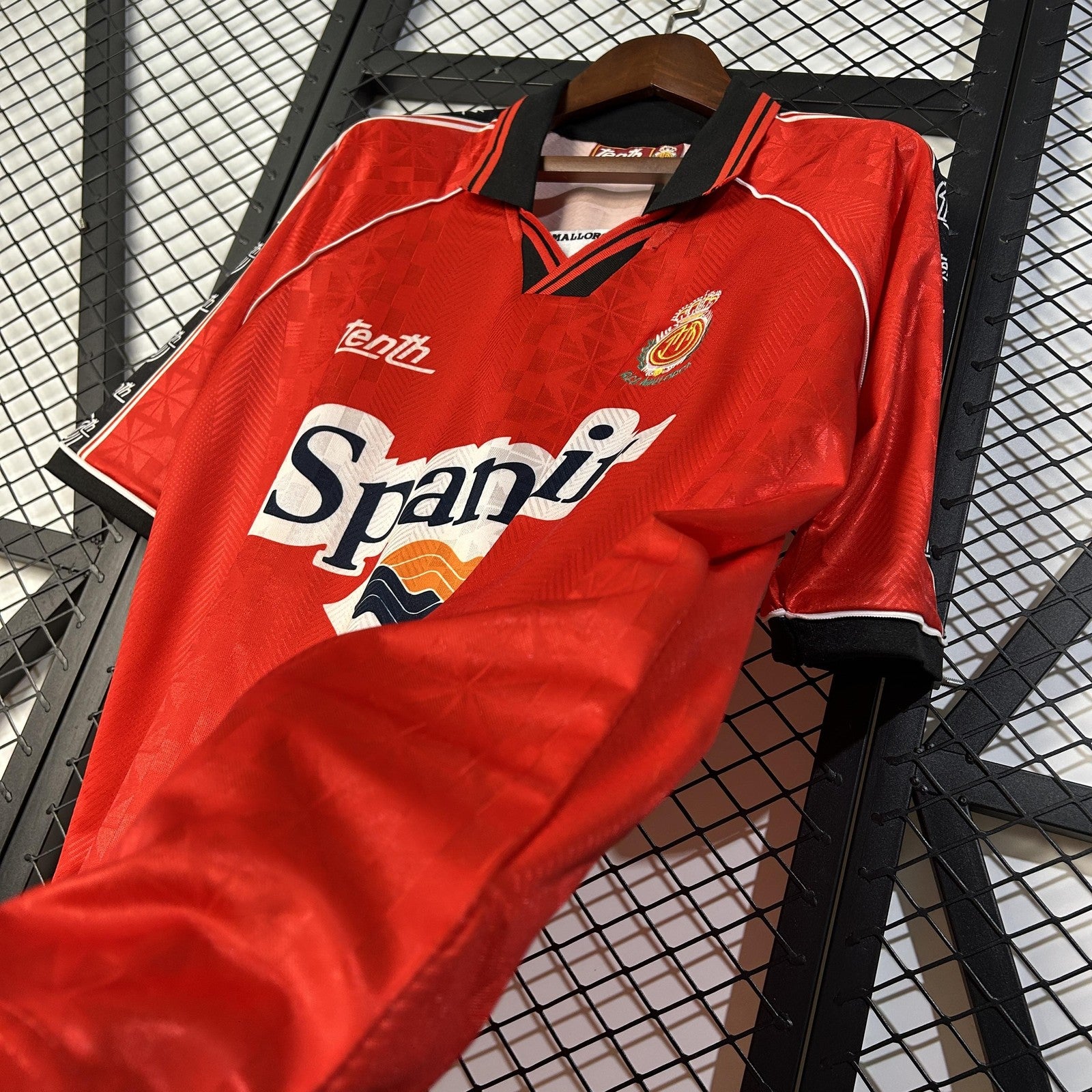 Retro Mallorca Red