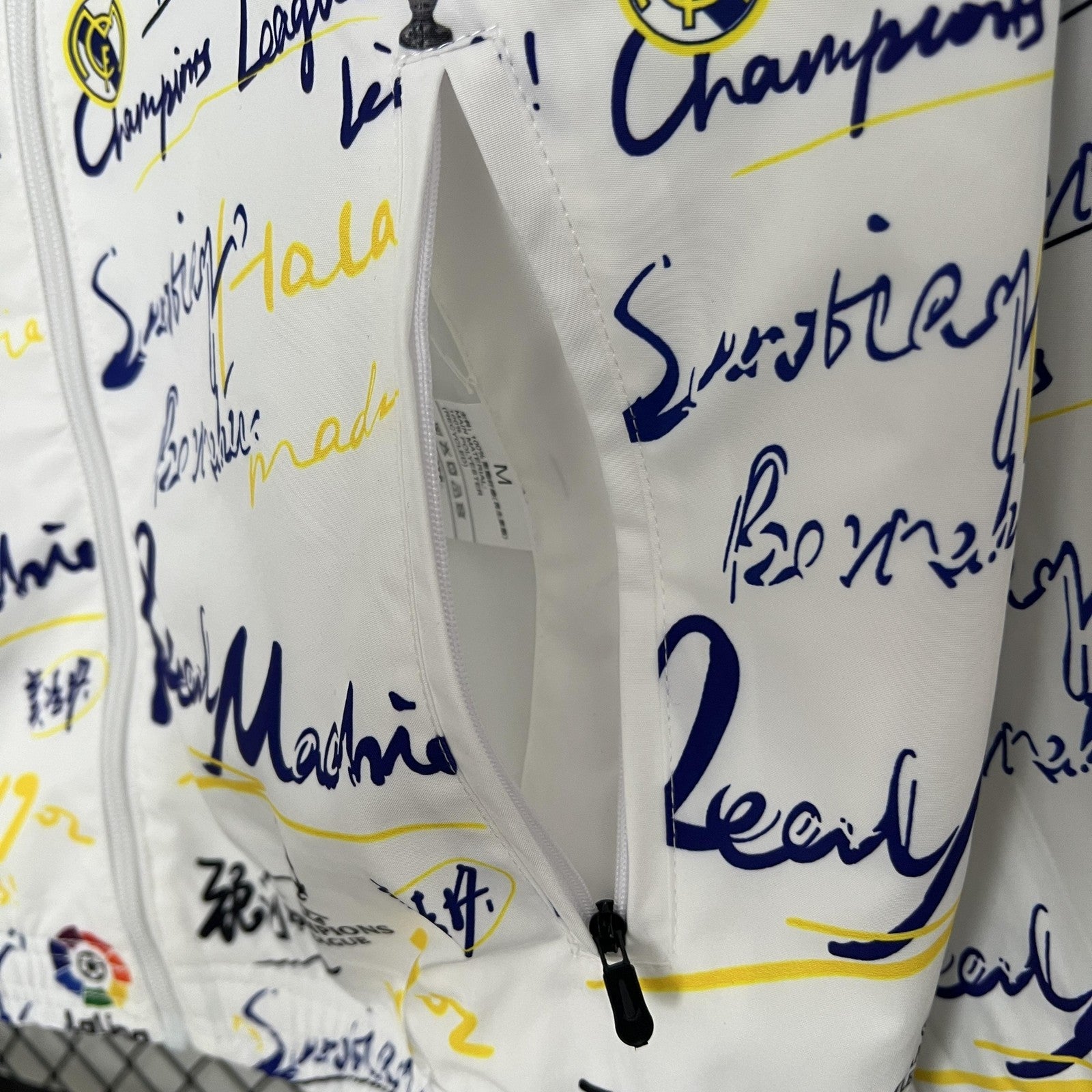 24 25 Real Madrid Trench Coat Reversible 4