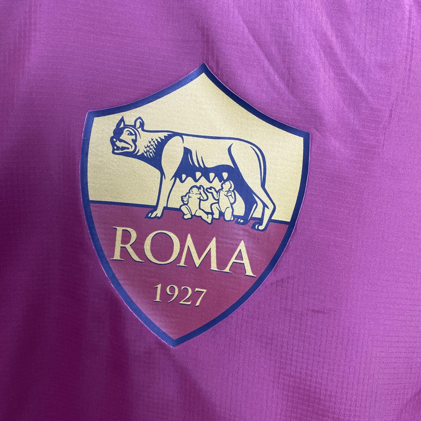 24 25 Roma Windbreaker
