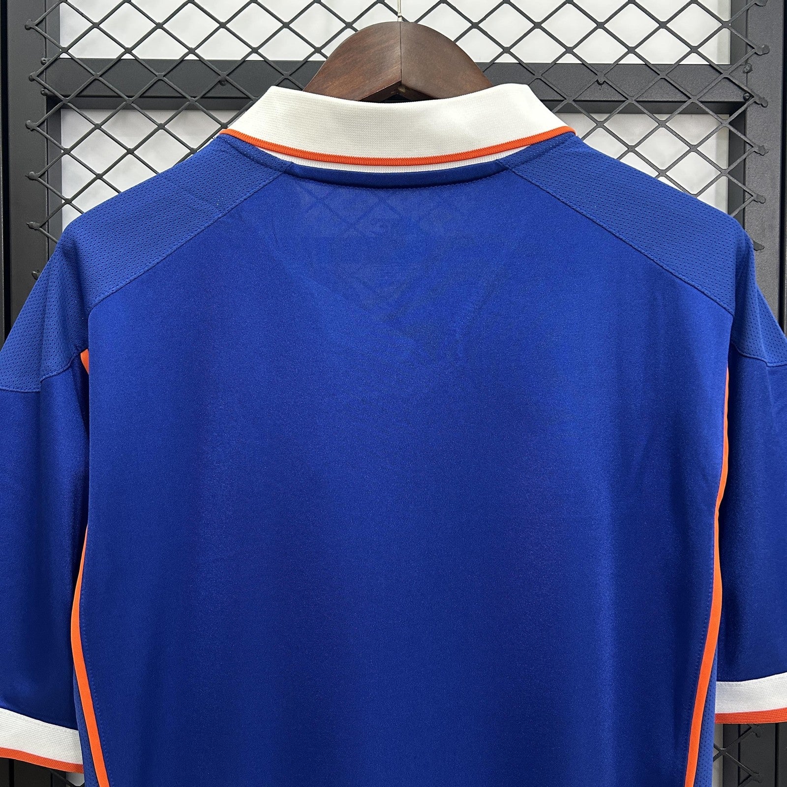 Retro 1998 Holland Home Retro