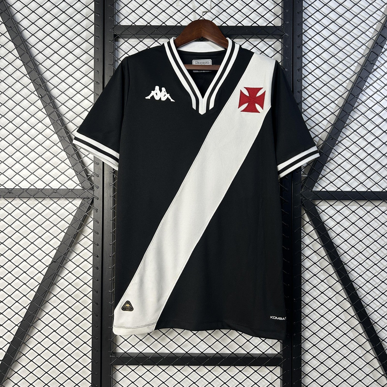 25 26 Vasco Da Gama Black Jersey