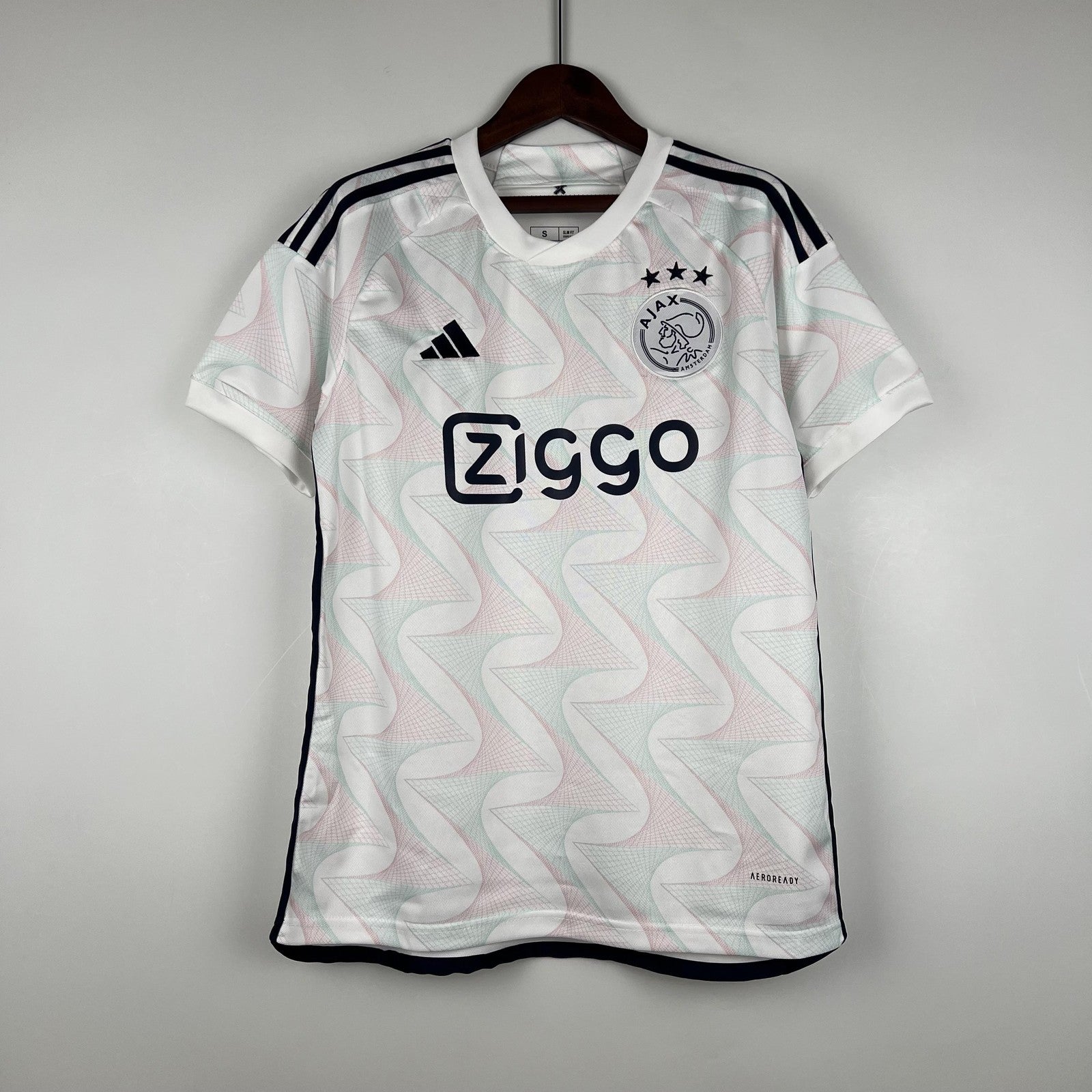 23 24 Ajax Away