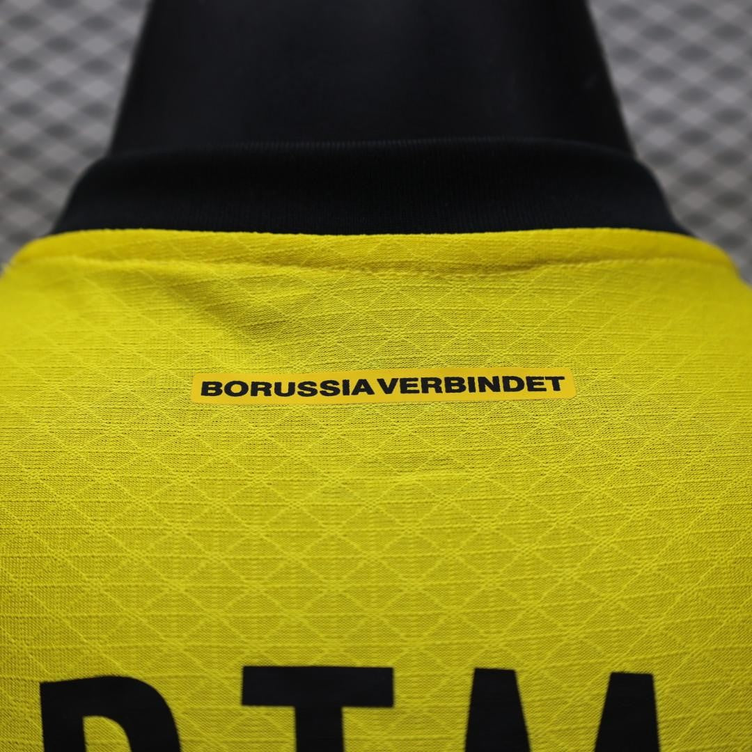 24 25 Player Dortmund Special Edition