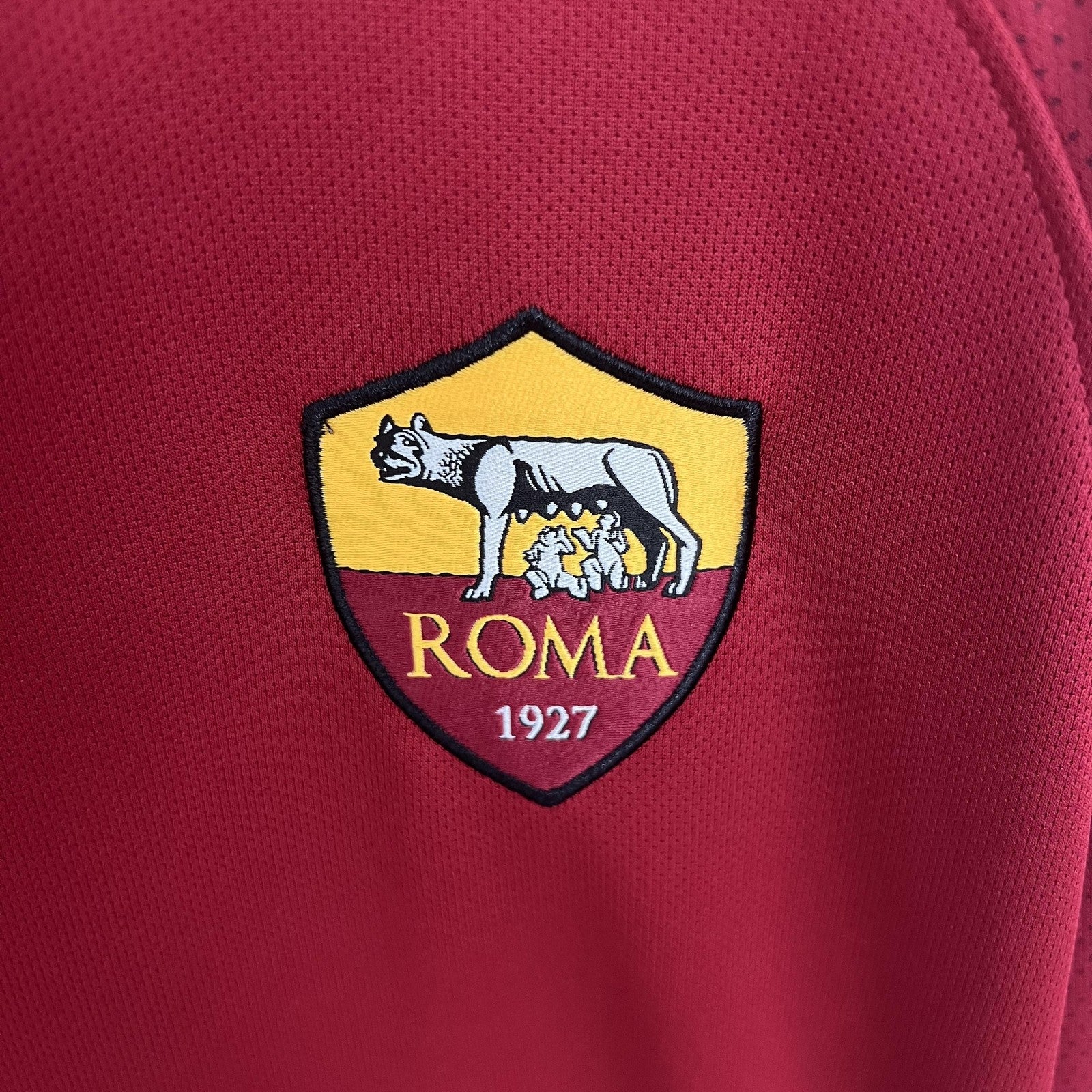 Retro Long Sleeve Roma Home