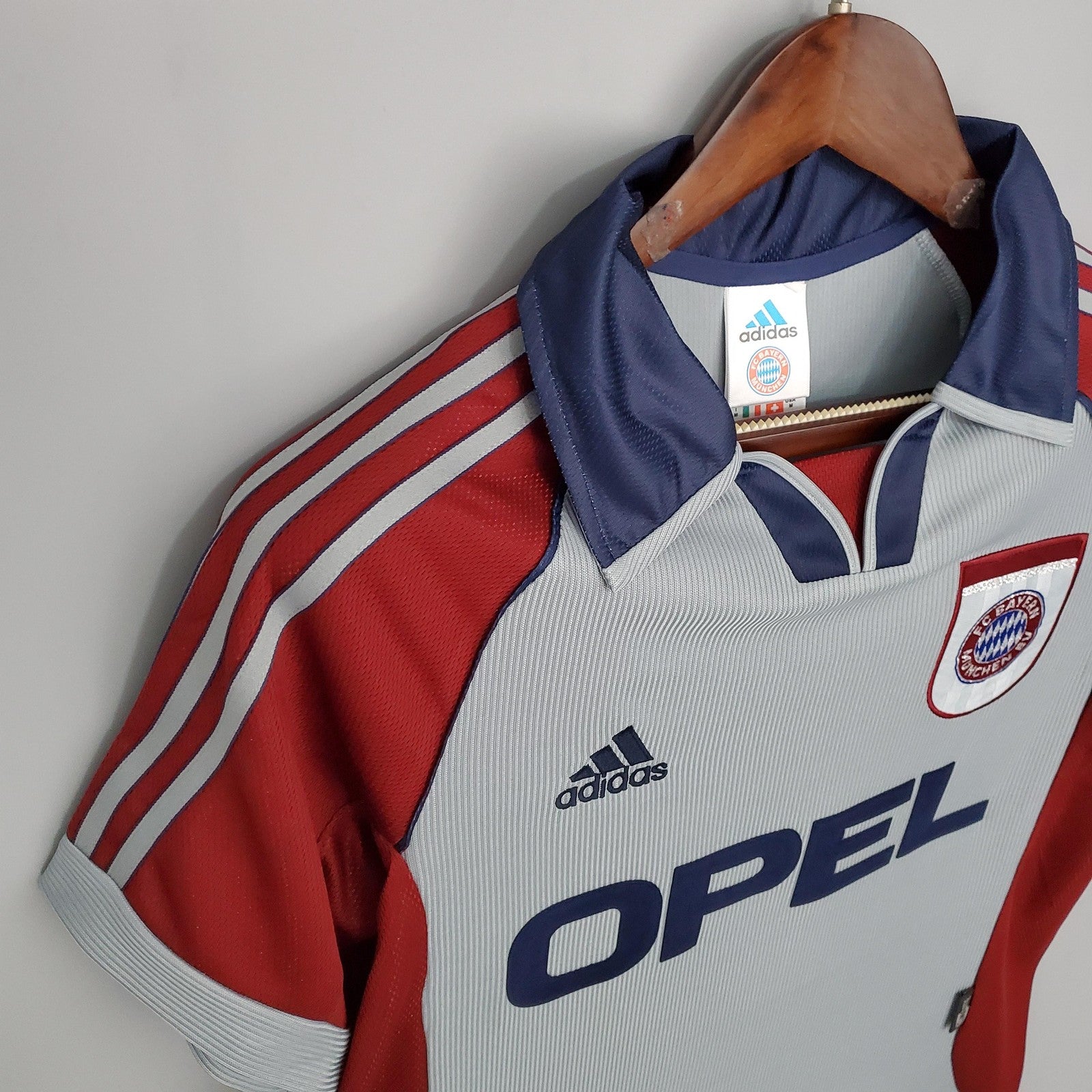 Retro 98 99 Bayern Munich Away