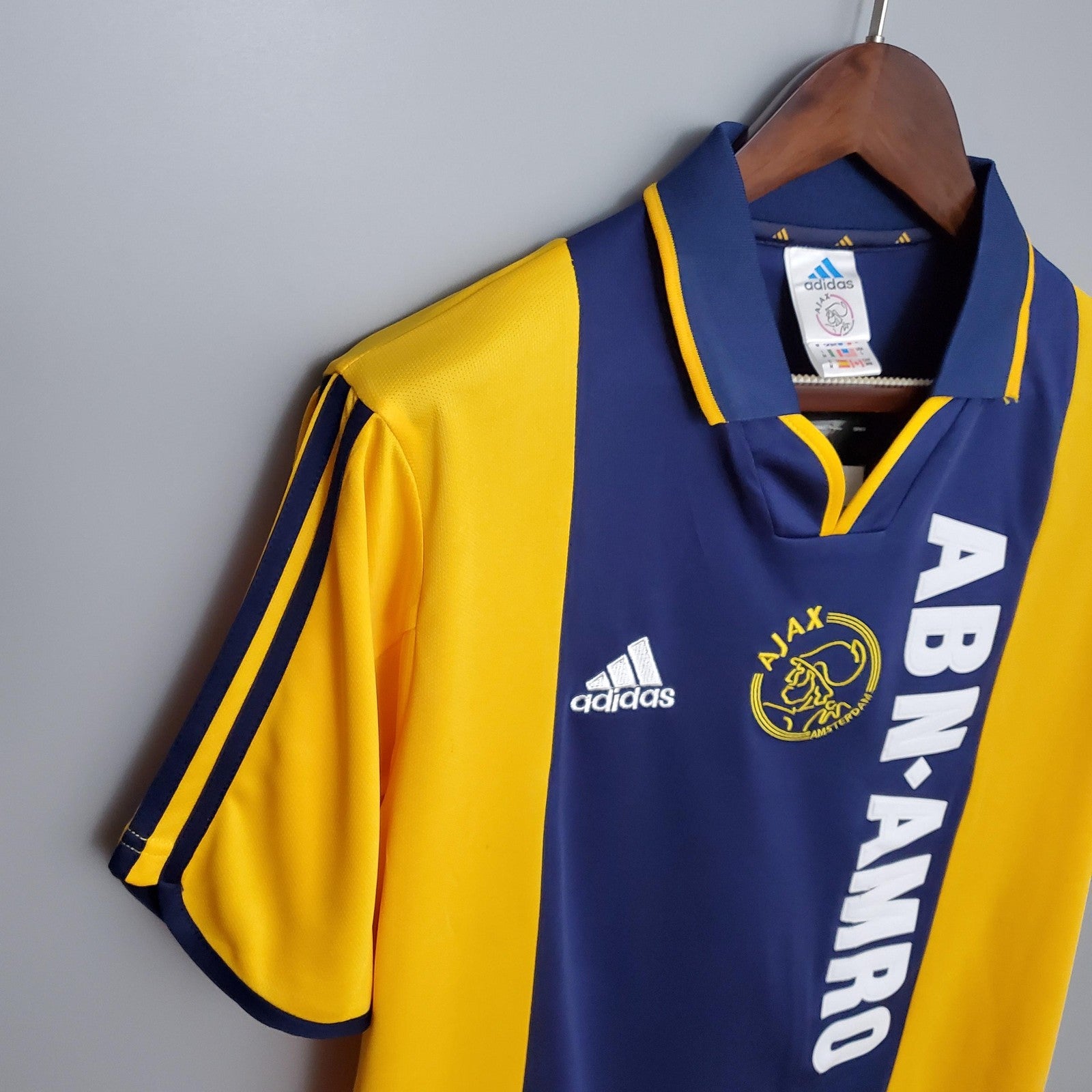 Retro Ajax Away