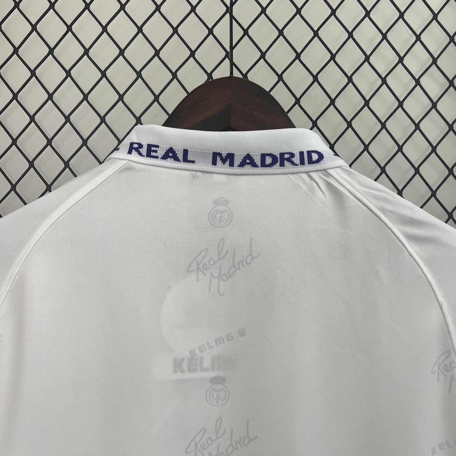 Retro Long Sleeve Real Madrid 94 96 Home