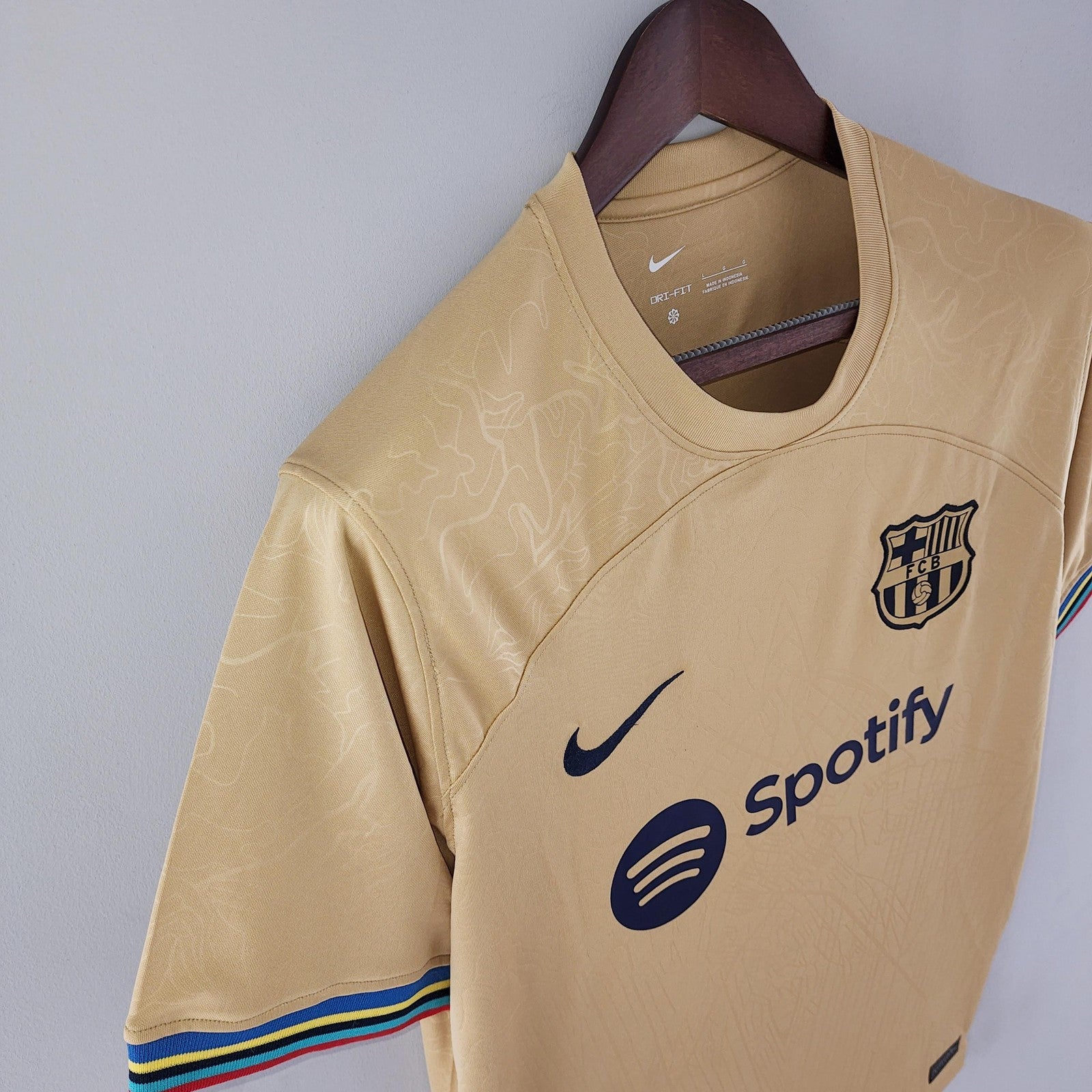 22 23 Barcelona Away
