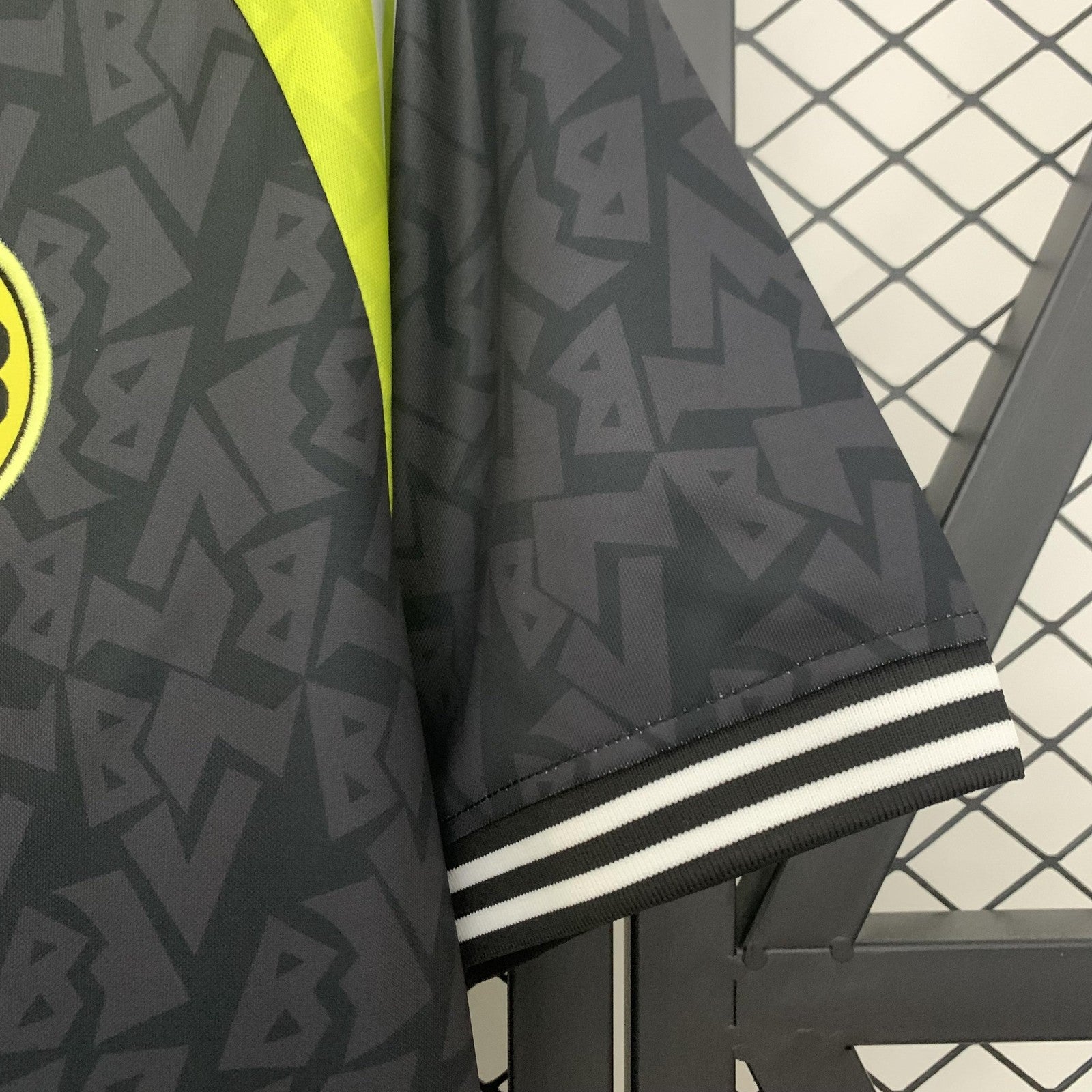 Retro Dortmund Away