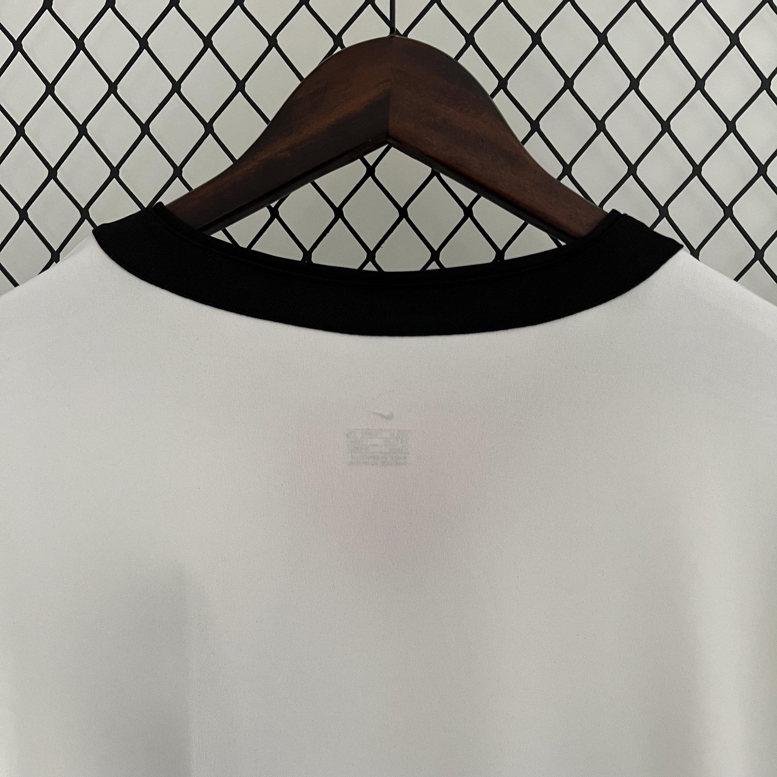 Retro M U 02 03 Away