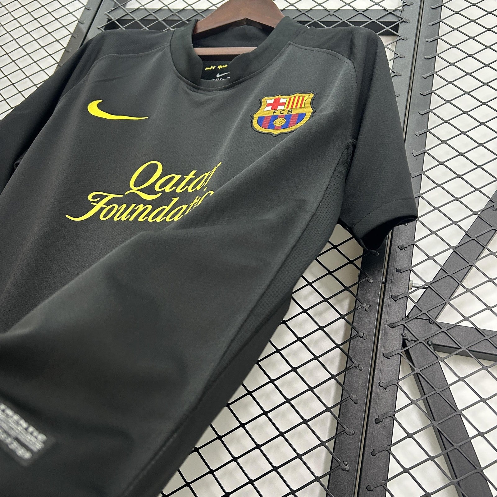 Retro Barcelona 11 12 Away