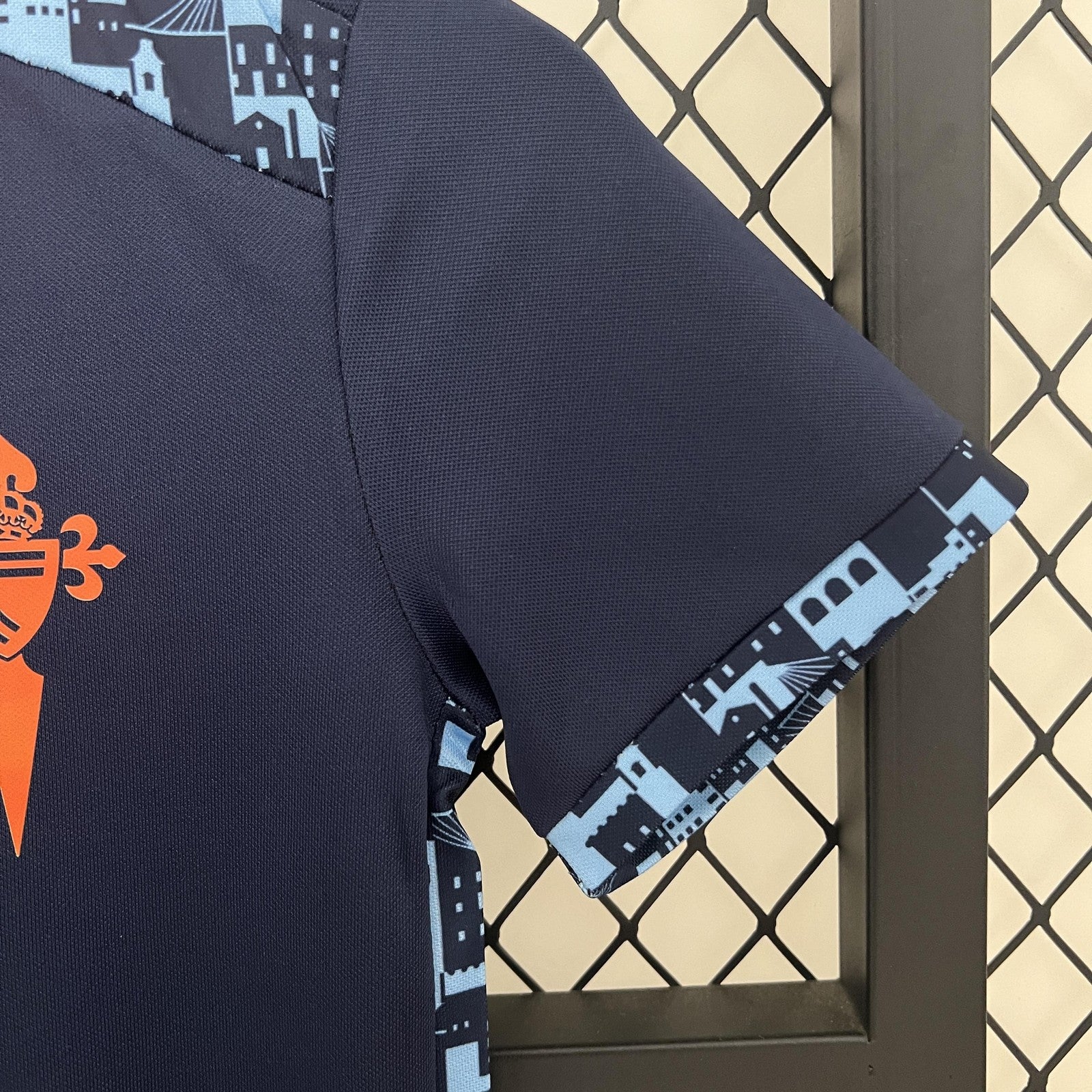 24 25 Kids Celta Away