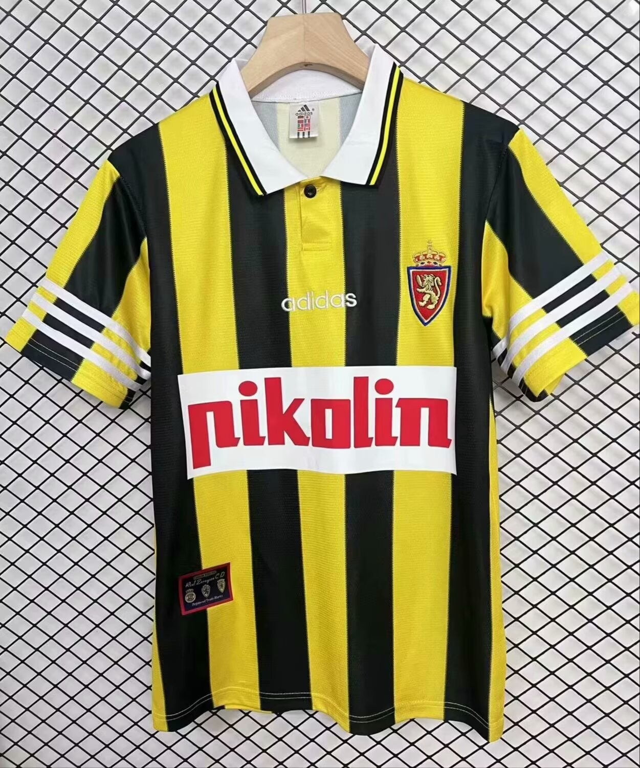 Retro Zaragoza Third Away