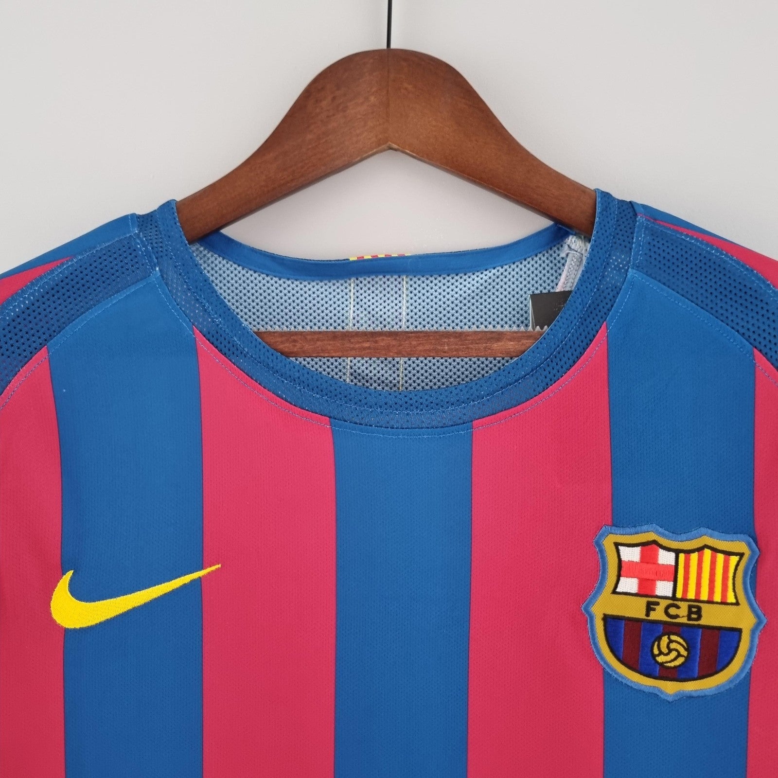 Retro Barcelona Long Sleeve Home