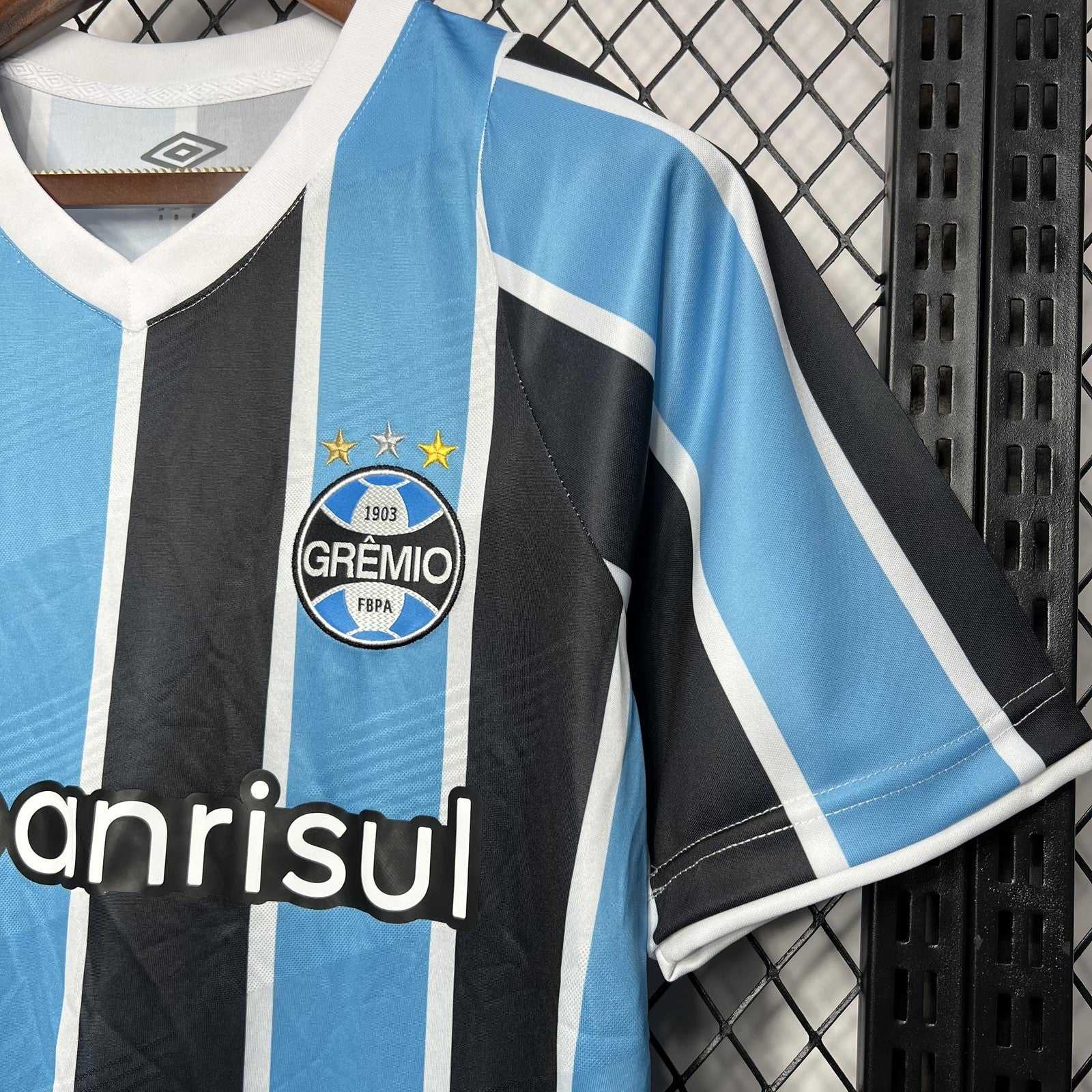 24 25 Gremio Home Jersey