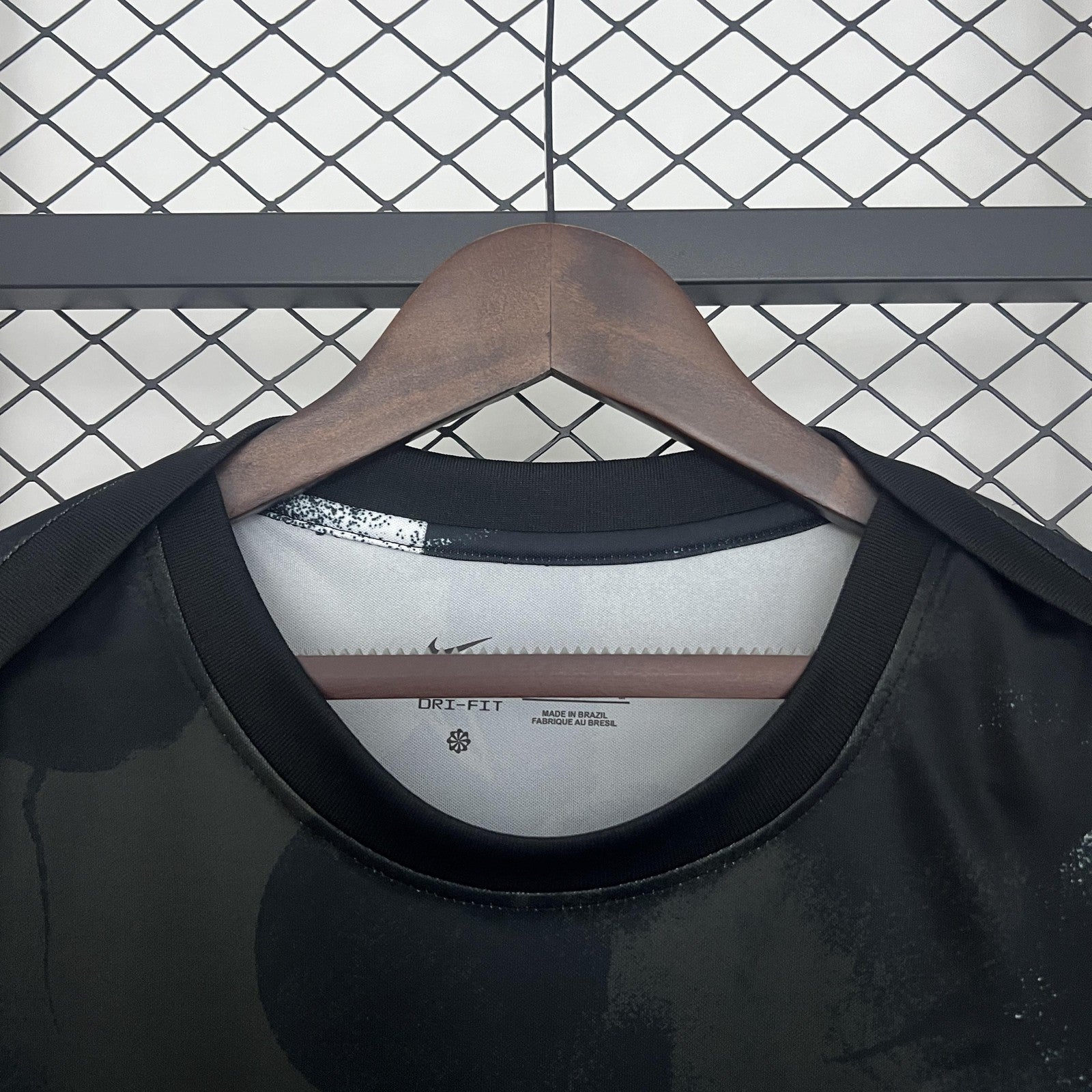 25 26 Corinthians Training Suit