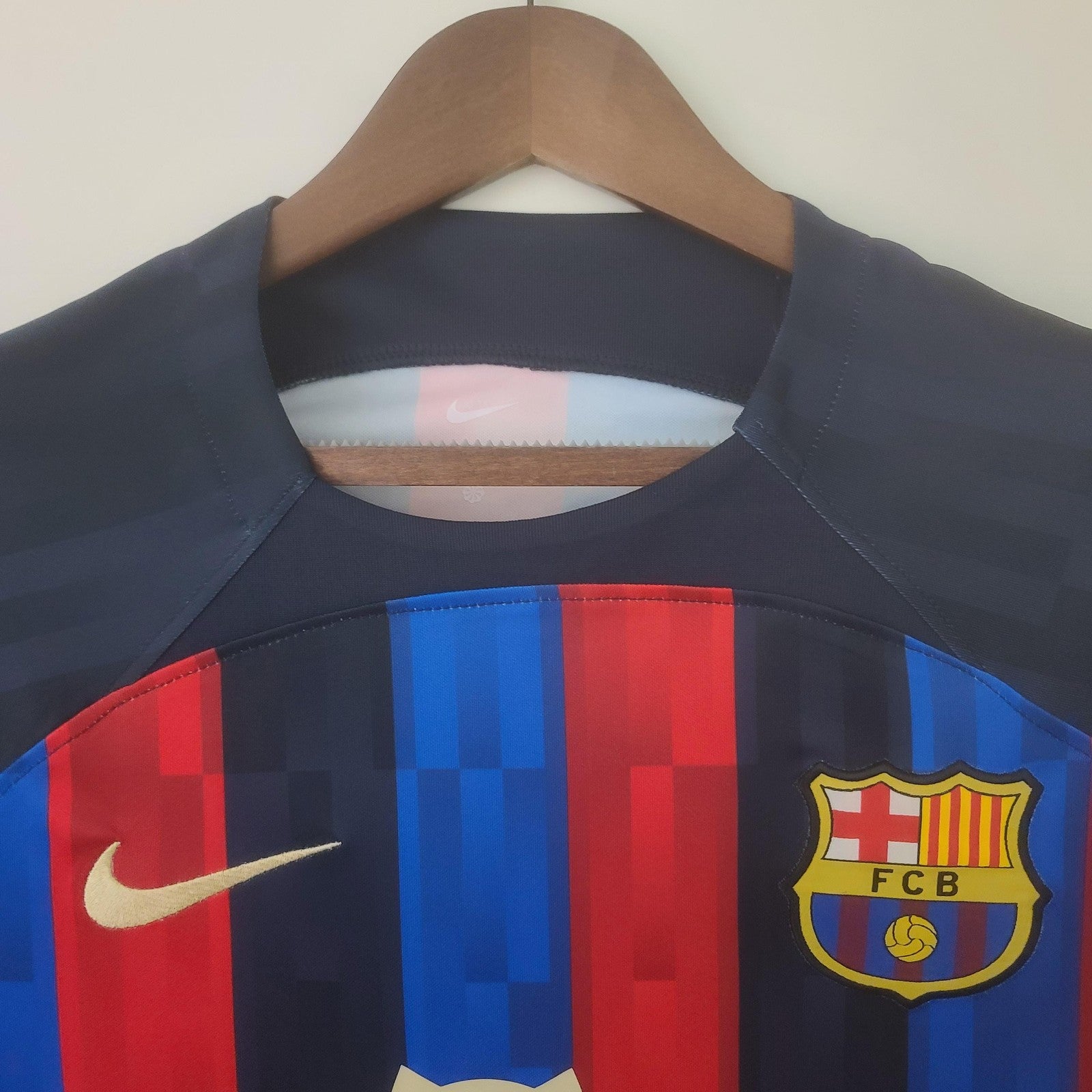 22 23 Barcelona Owl Sponsor Home