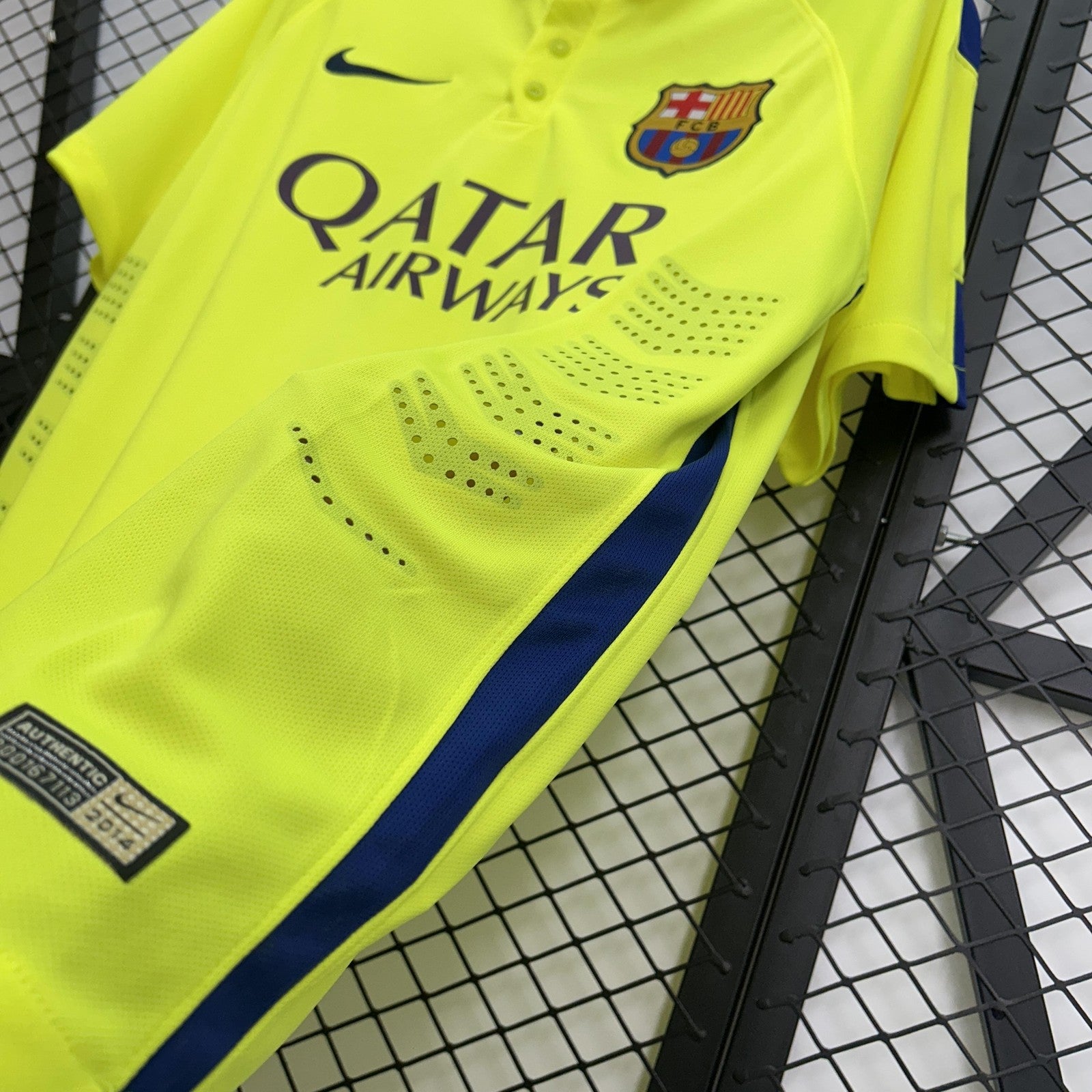 Retro Barcelona 14 15 Third Away