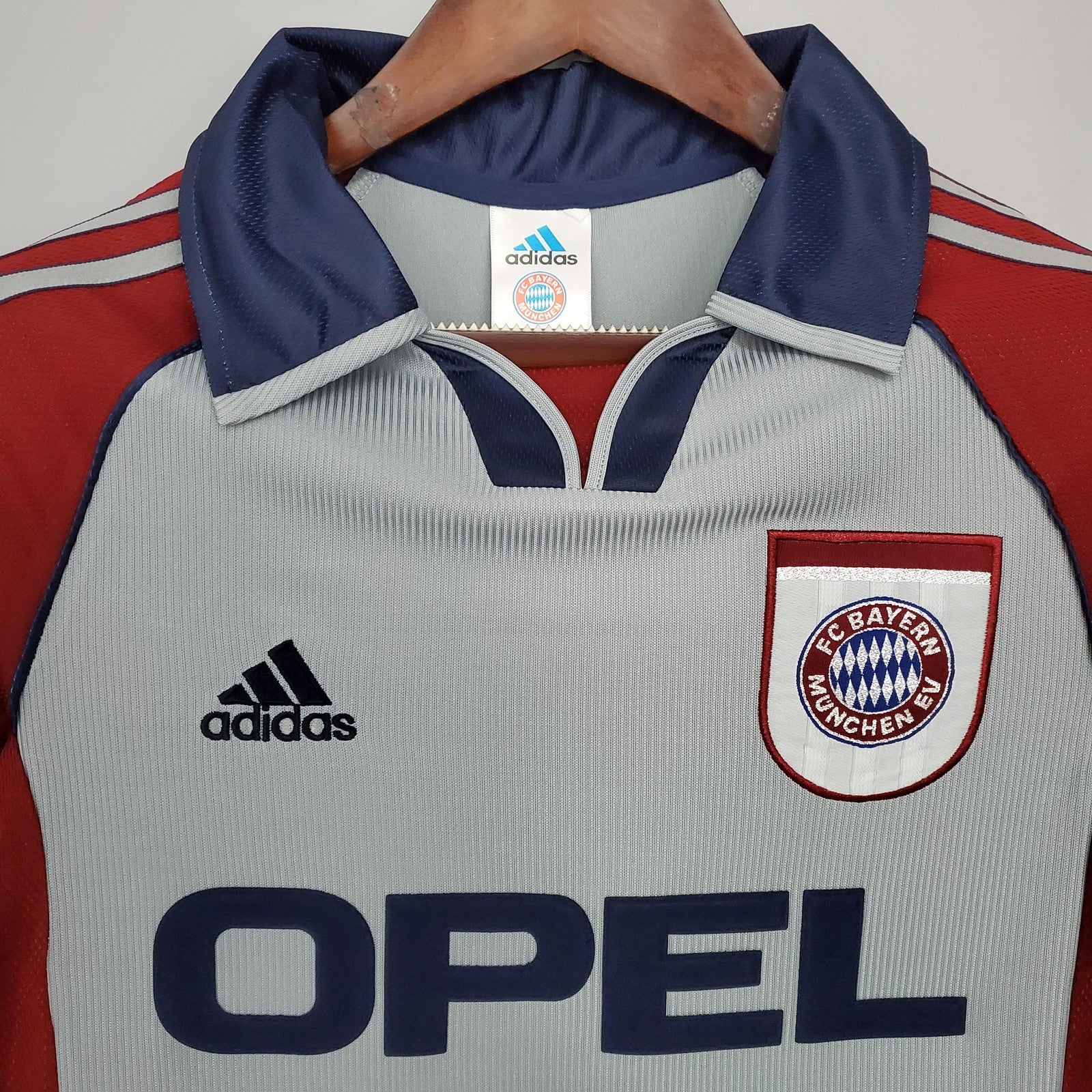 Retro 98 99 Bayern Munich Away