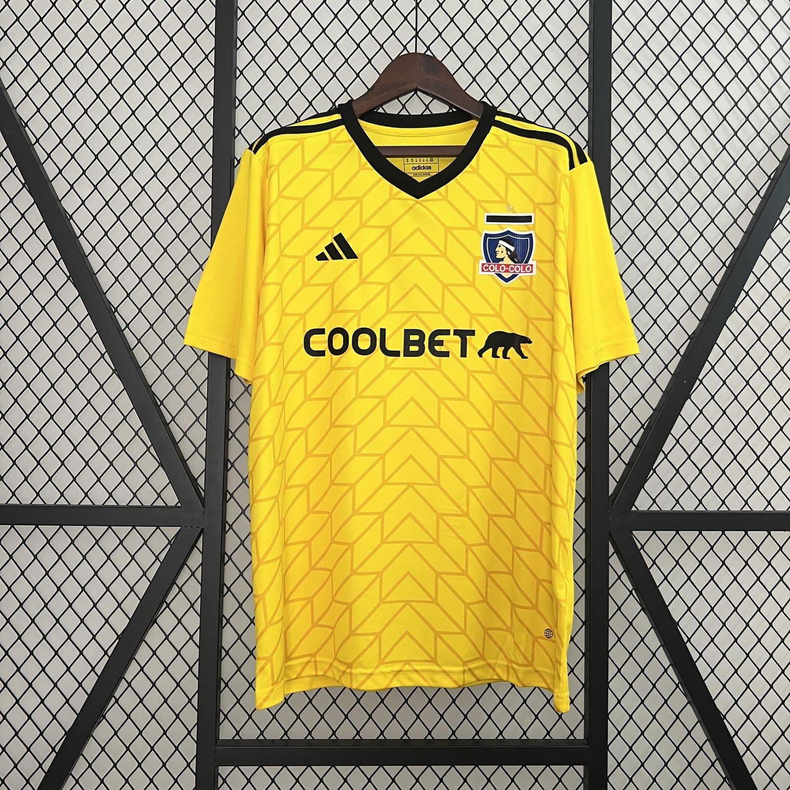 24 25 Colo Colo Goalkeeper Yellow